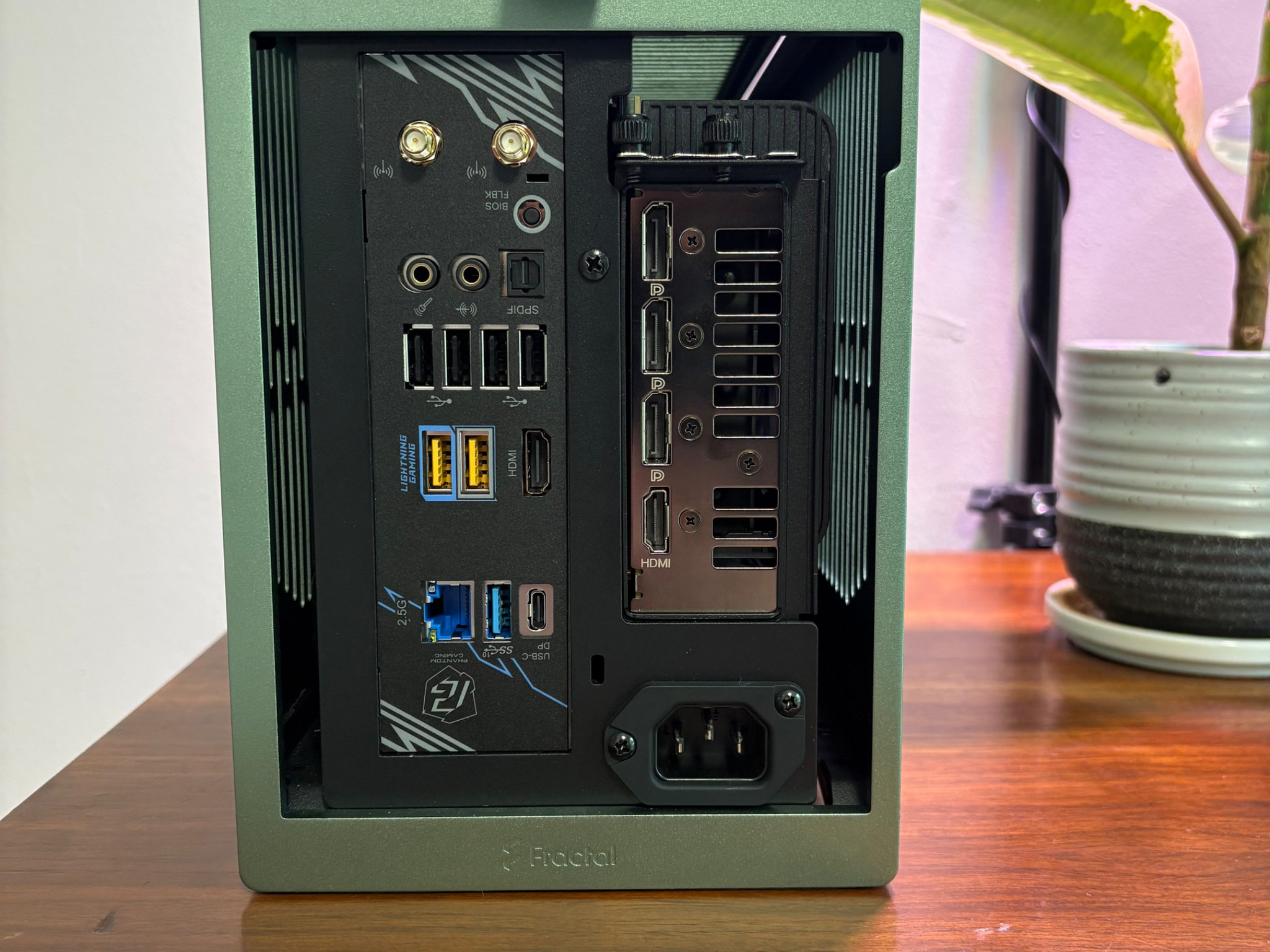 RTX 4070TI | Ryzen 5 7600X3D | 32GB DDR5 | 1TB SSD | 850W Gold PSU | Air Cooler | Fractal Terra