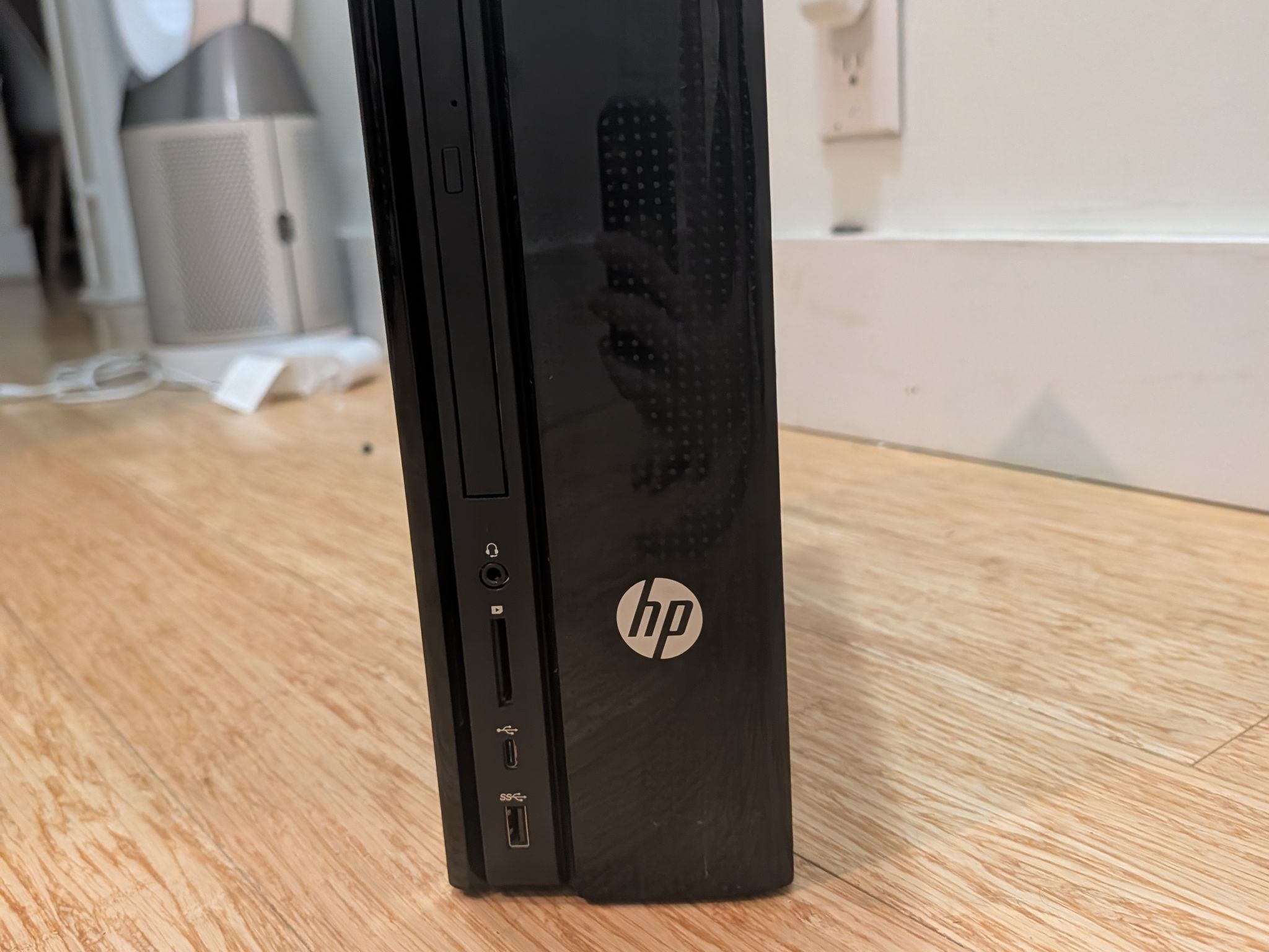 HP Slimline desktop PC | I3 7100T | 256GB NVME | 4GB DDR4 |