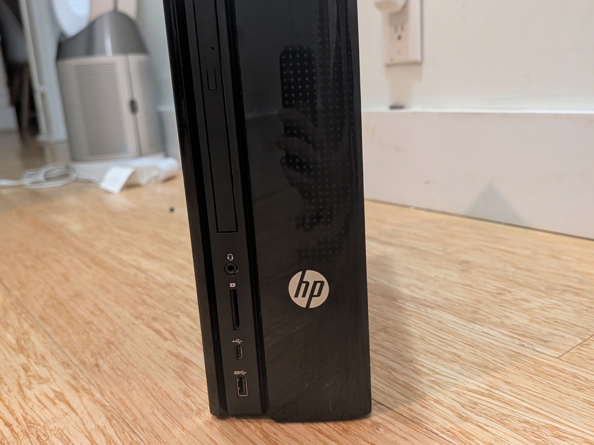HP Slimline desktop PC | I3 7100T | 256GB NVME | 4GB DDR4 |
