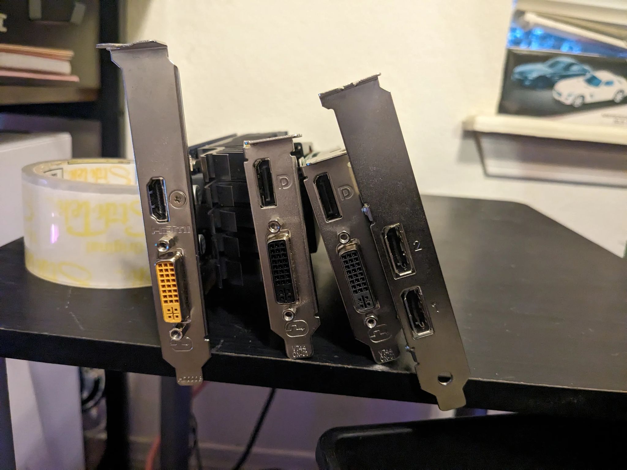 Spud Farm! Lot of 4 tested potato display adapters | G210, NVS 310, R5 240, R5 340X