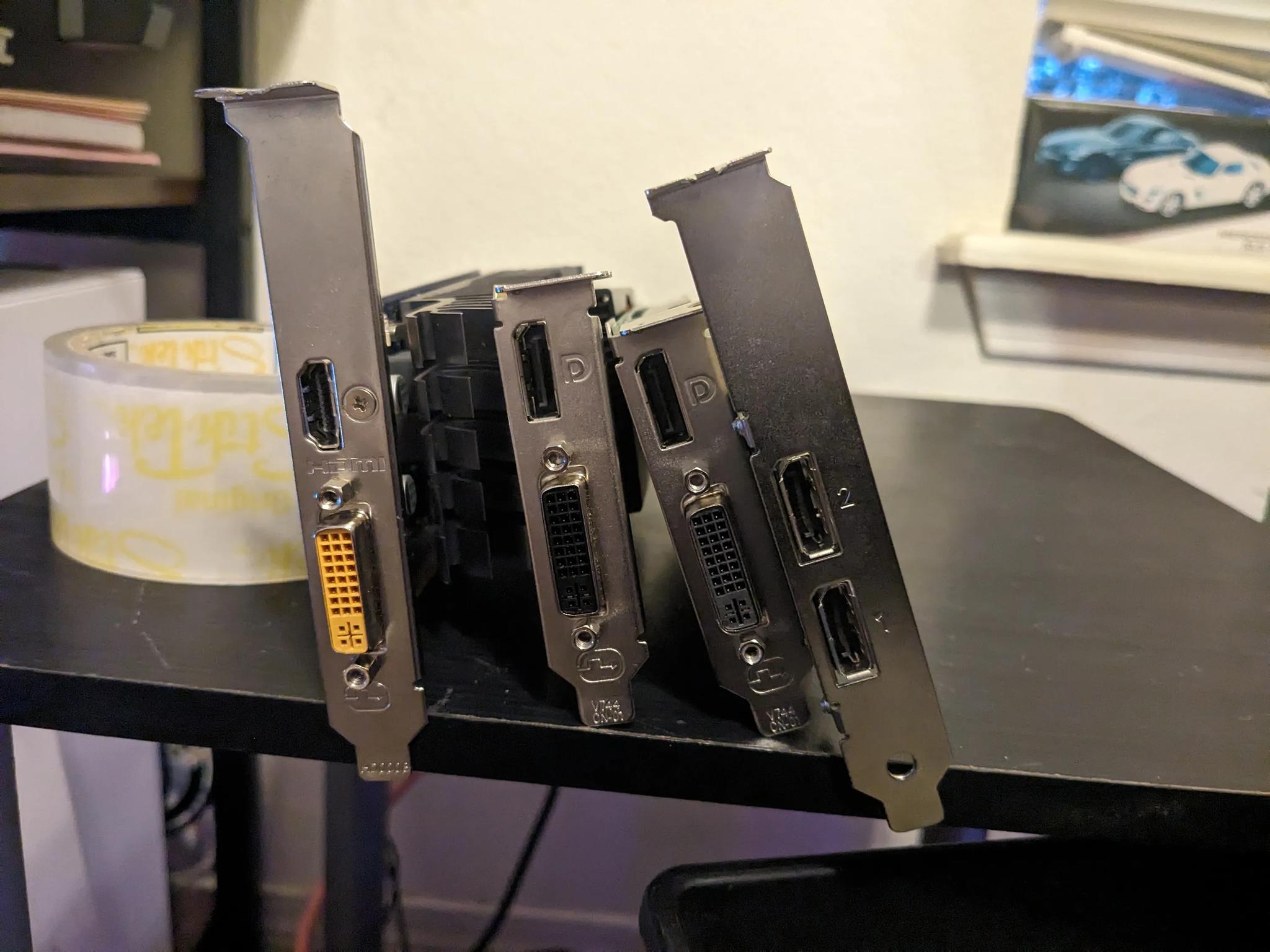 Spud Farm! Lot of 4 tested potato display adapters | G210, NVS 310, R5 240, R5 340X