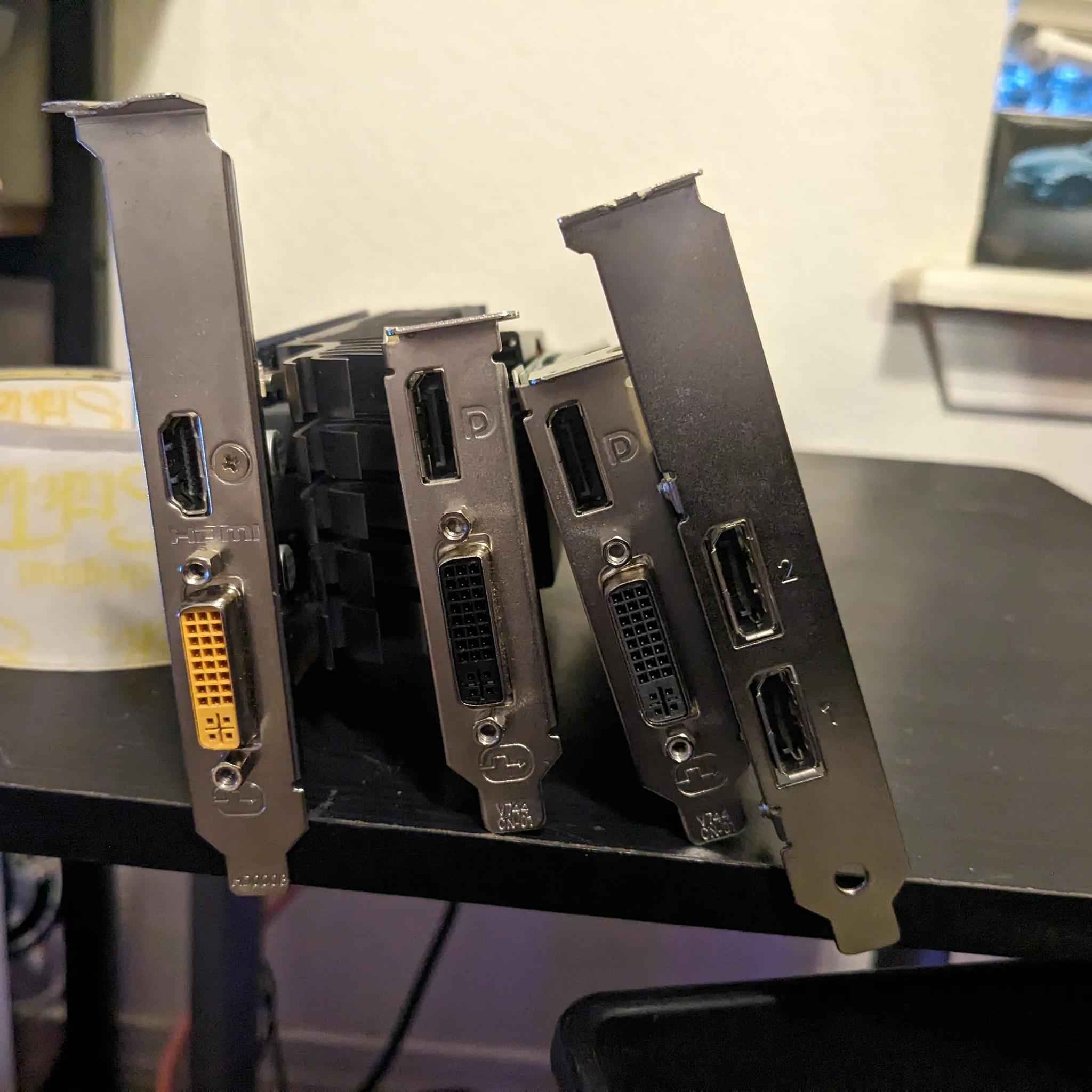 Spud Farm! Lot of 4 tested potato display adapters | G210, NVS 310, R5 240, R5 340X