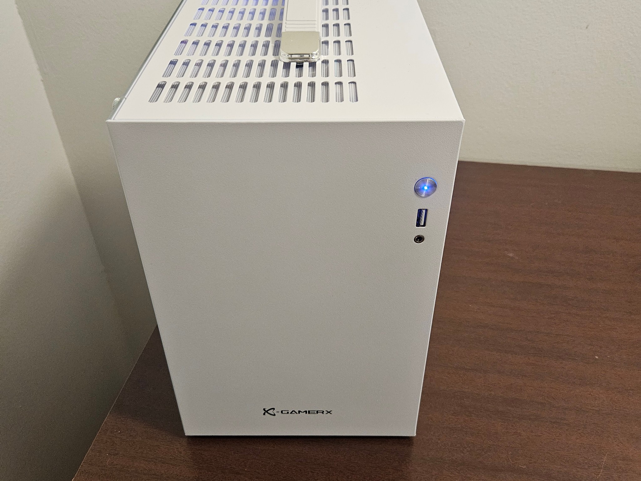 Compact 4k Gaming PC | PC RTX 4070 Ti Super | Ryzen 7 7700 | 32gb ddr5 | 2tb SSD