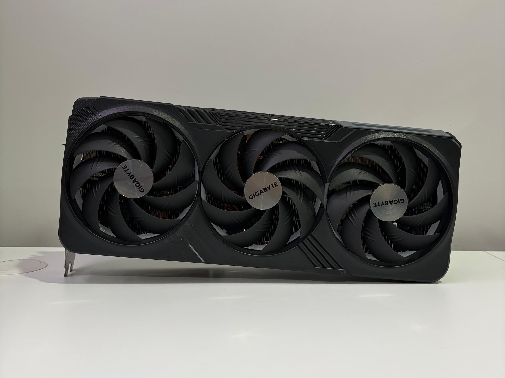 GIGABYTE Gaming GeForce RTX 4090 OC 24GB