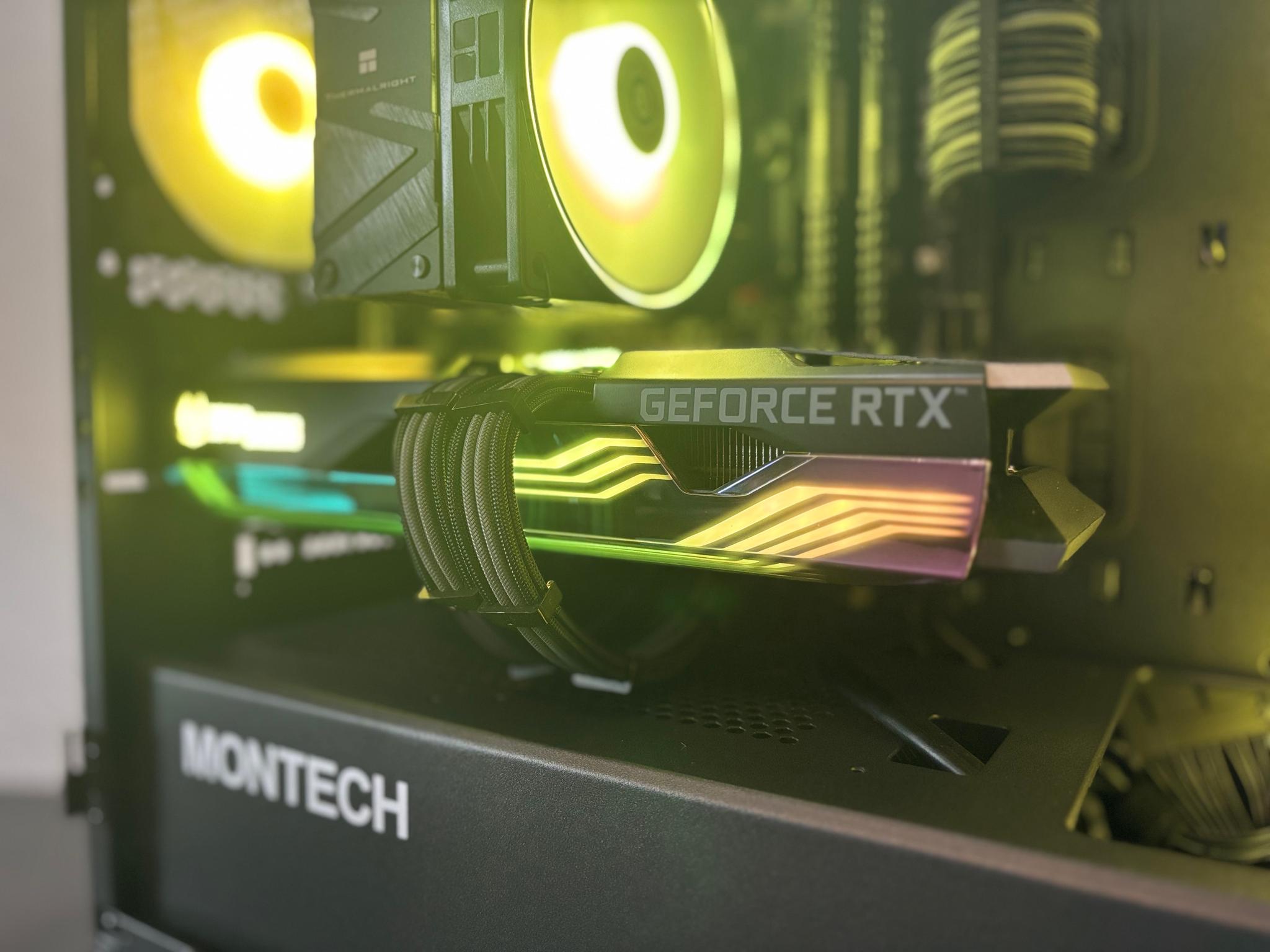 Ryzen 7 3700x / RTX 3070 / 32GB DDR4 / 1TB NVMe