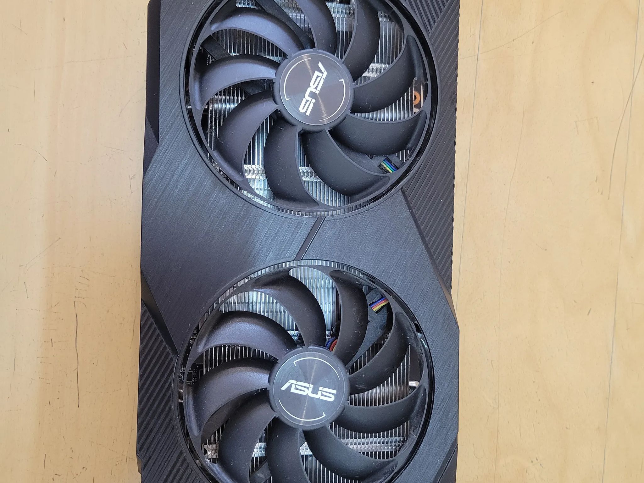ASUS GeForce GTX 1660 Super (Auto Extreme Dual Edition)