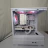 White-Themed Gaming PC – RX 580 | Ryzen 7 1700 | 16GB RAM | 500GB NVMe SSD
