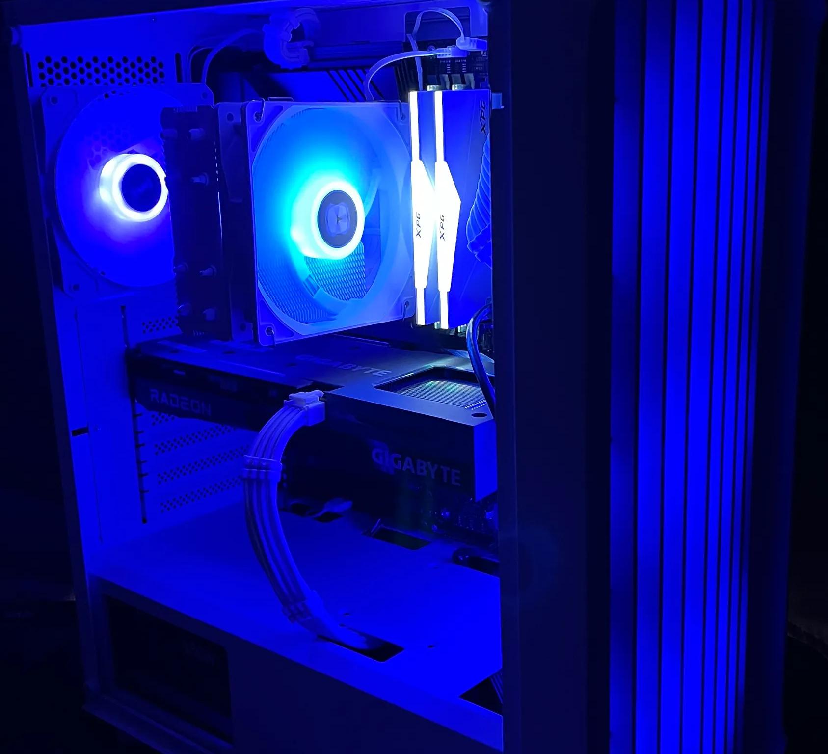 ⚪🔵DAYBREAK🔵⚪1080P Gaming and Streaming PC | AMD RX 6600, Intel Core i5, 16GB RAM, 512 NVME, 1TB SSD