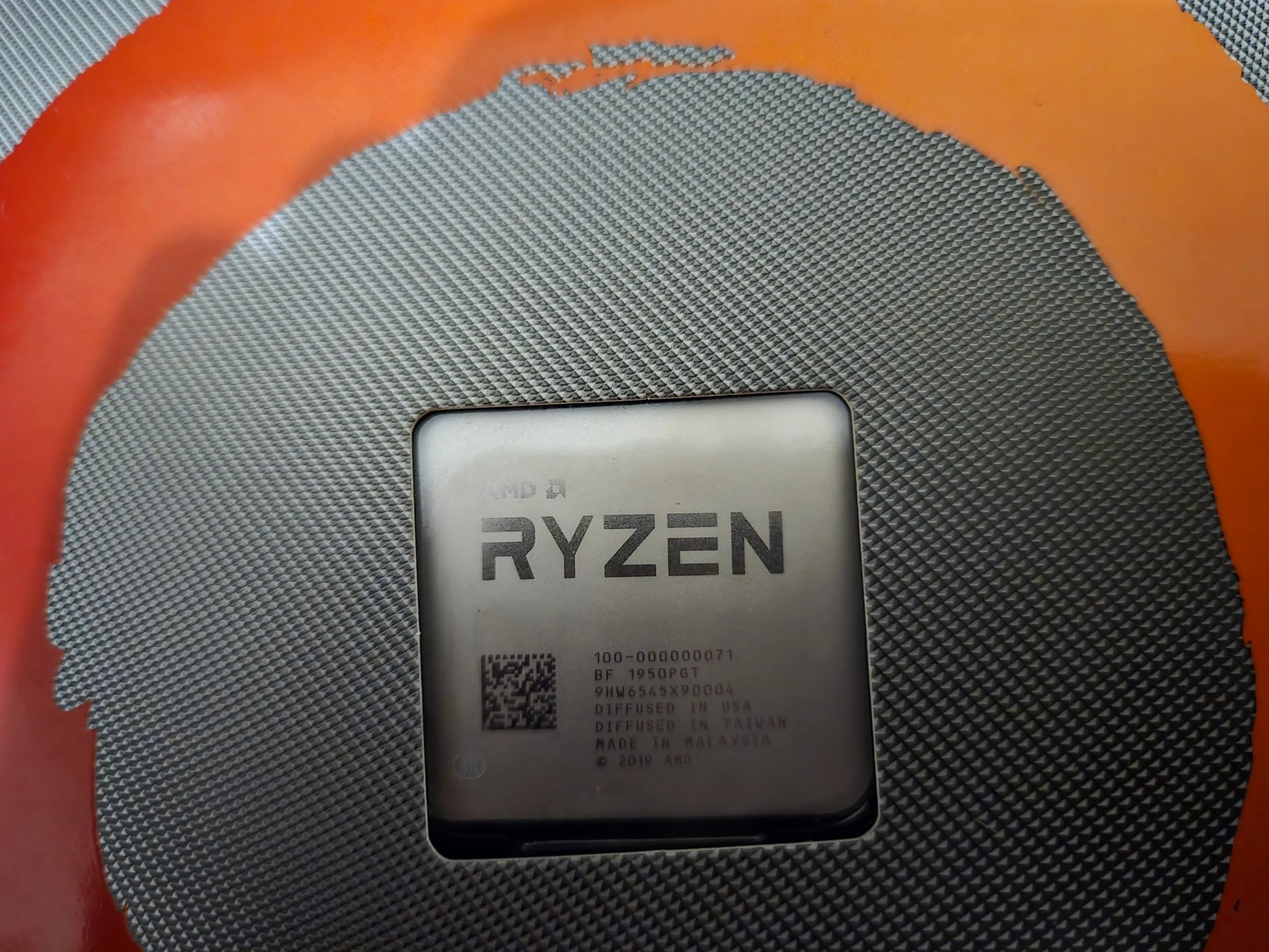 AMD Ryzen 7 3700X