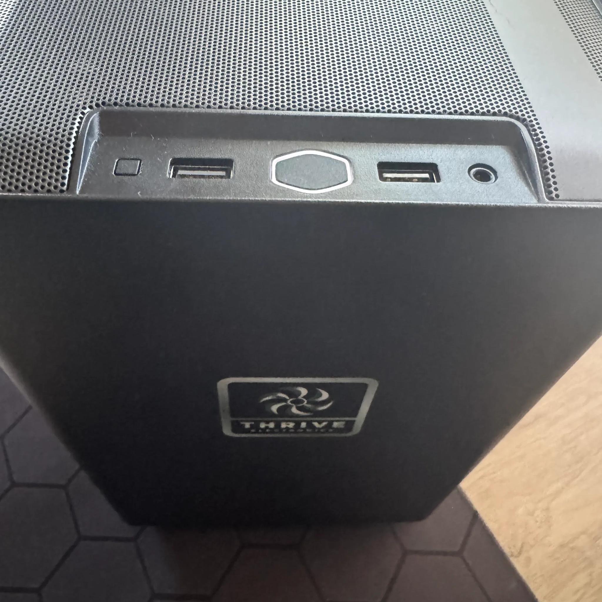 Mini-ITX RTX 2080 Ti Build | Ryzen 7 3800X | 32GB DDR4 RAM | 2TB NVMe | Cooler Master NR200