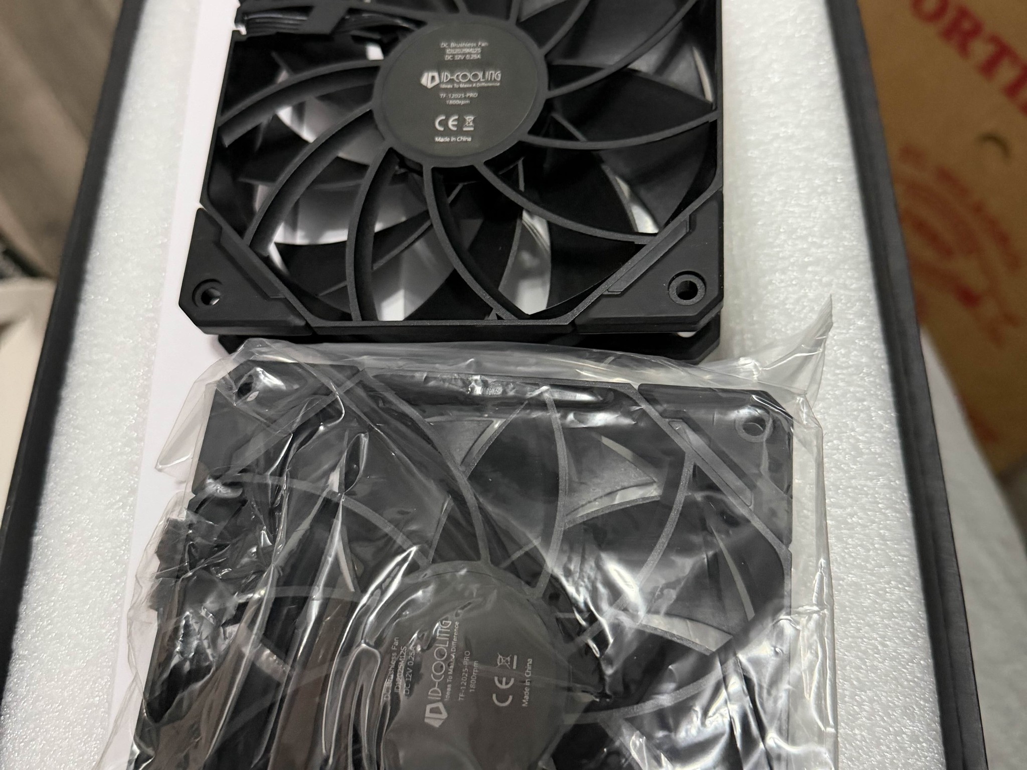 Intel i5-7600k with ASUS Aura Prime z270-AR motherboard and ID Cooling AIO