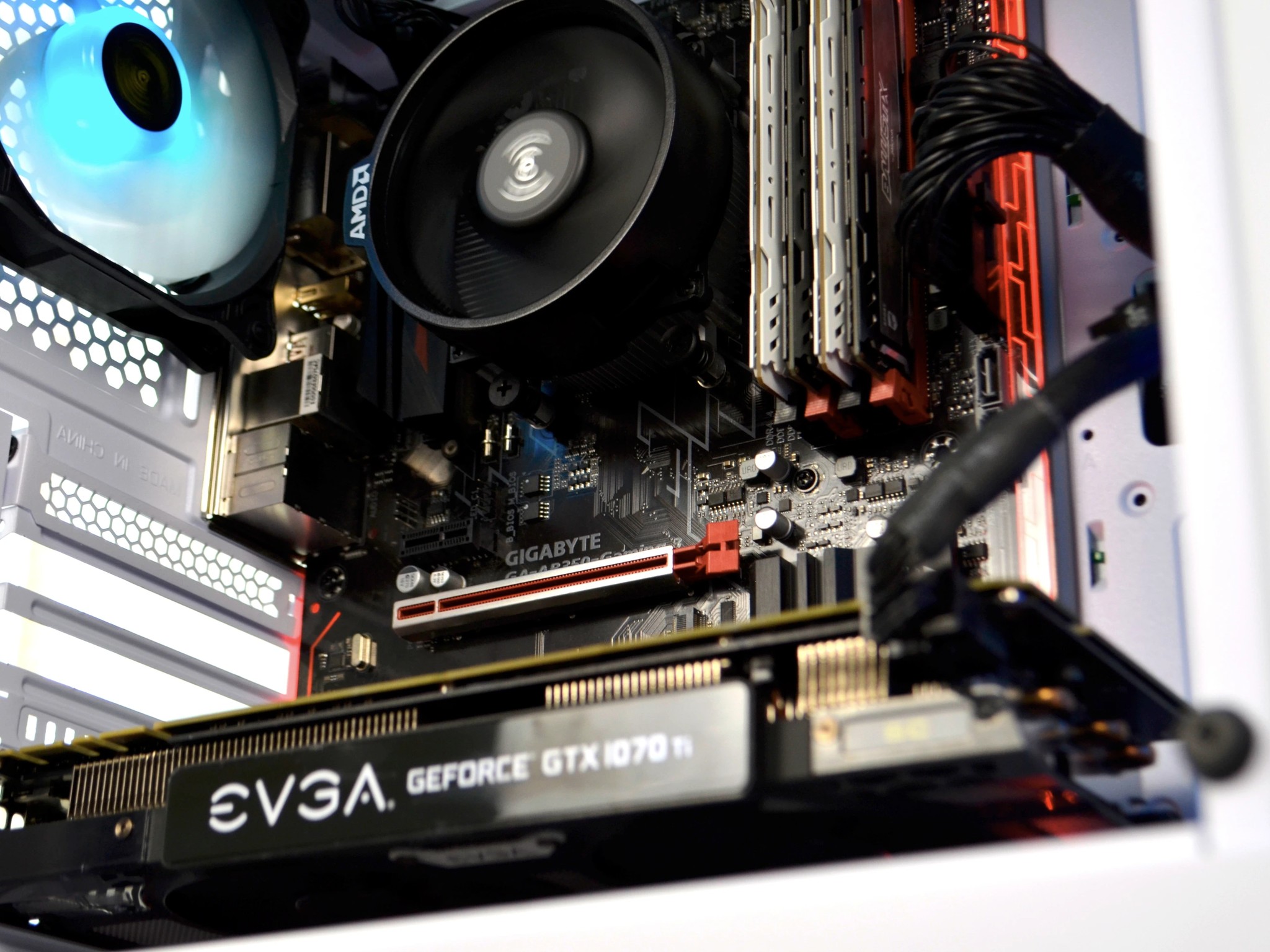 CLEARANCE DEAL 𝗰𝗿𝘆𝘀𝘁𝗮𝗹 | Ryzen 5 2600, GTX 1070ti, 24GB RAM, 500GB SSD | 1080p Gaming/ESports PC