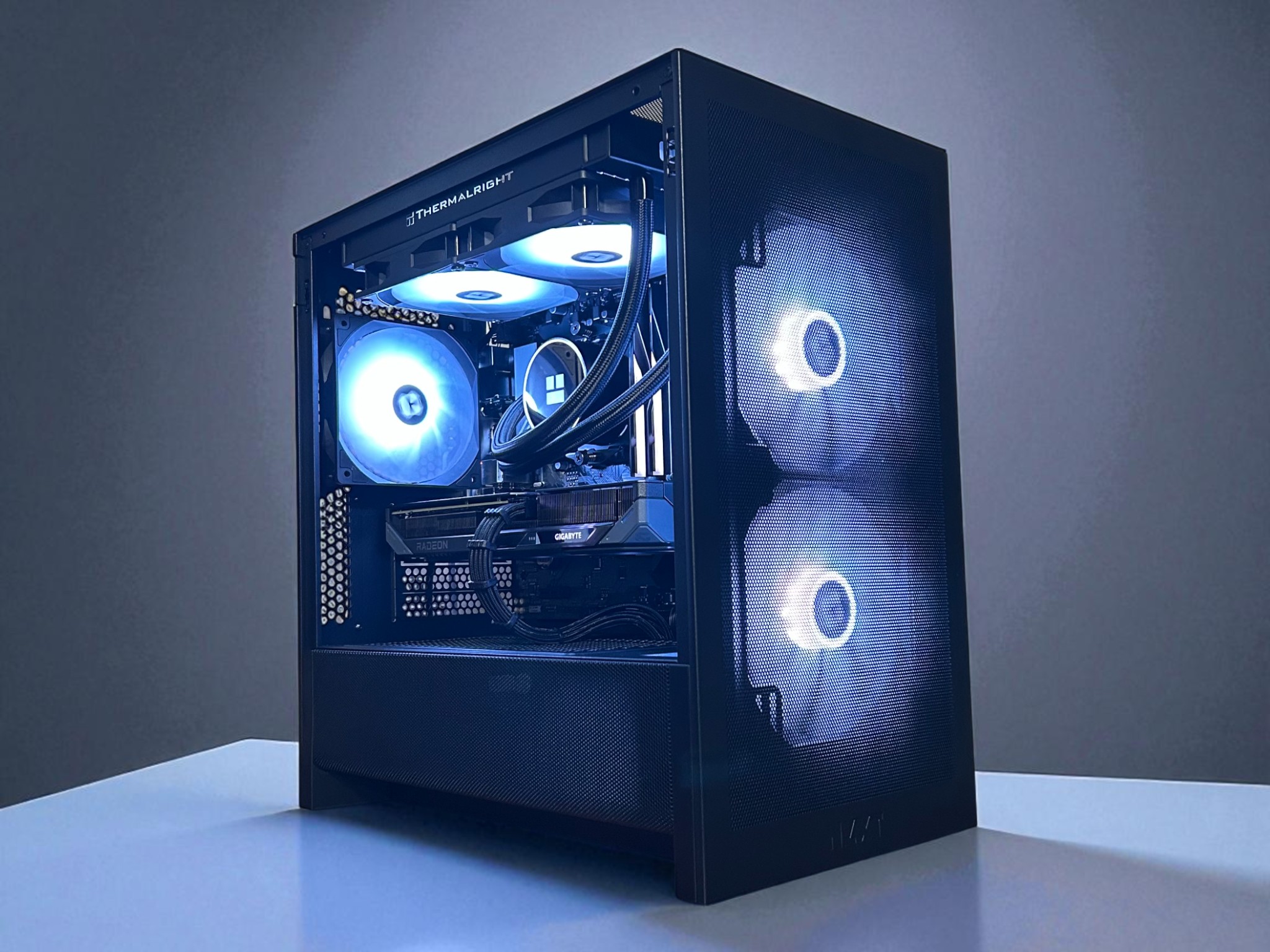 RX 9060XT 16GB | Ryzen 5 9600X | 32GB DDR5 | 2TB NVMe | The Sentry Elite RX
