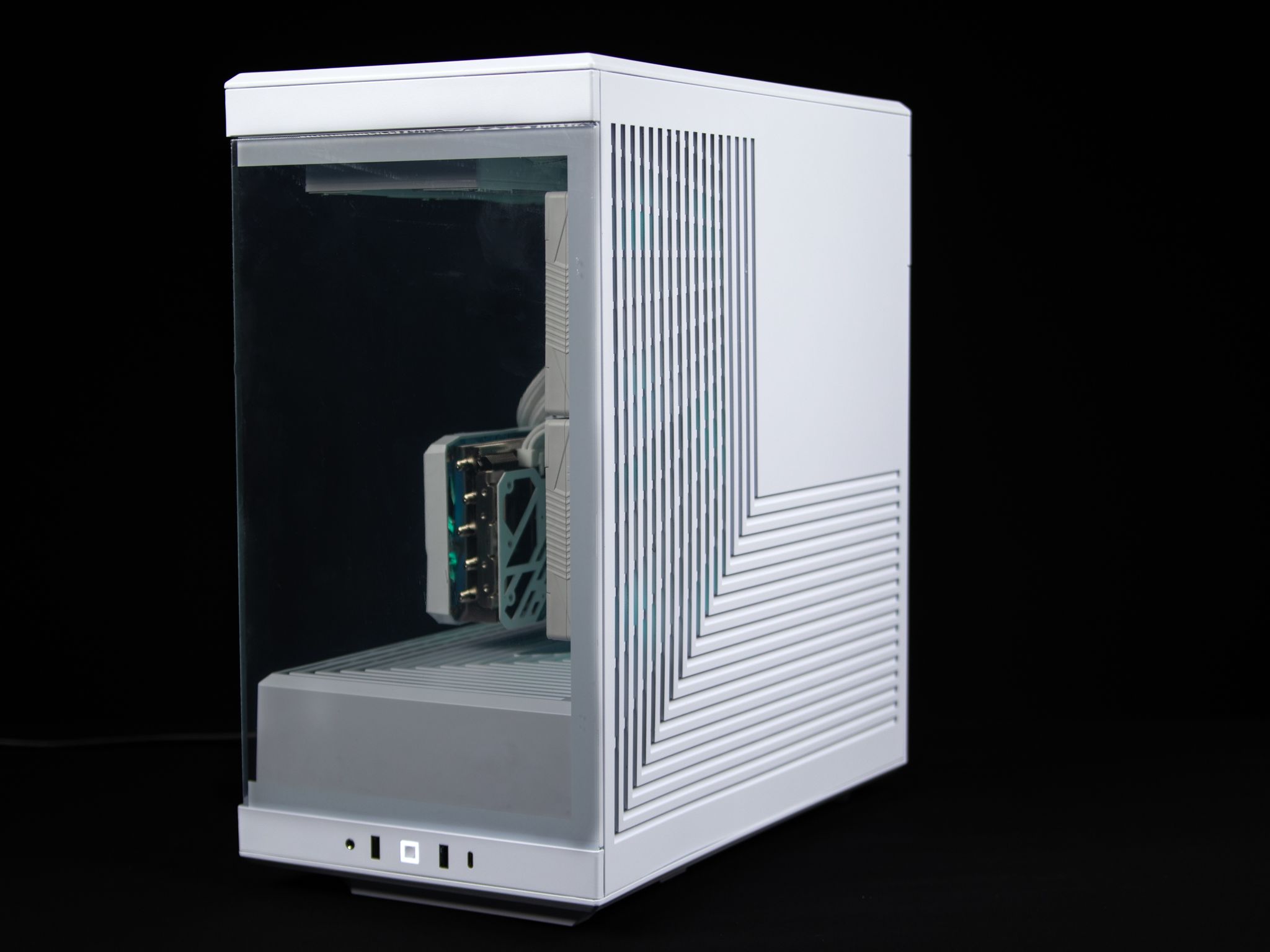 “Ghosthue” RX 7900 GRE Ryzen 7 7700 32GB Windows 11 2TB Workstation Gaming PC