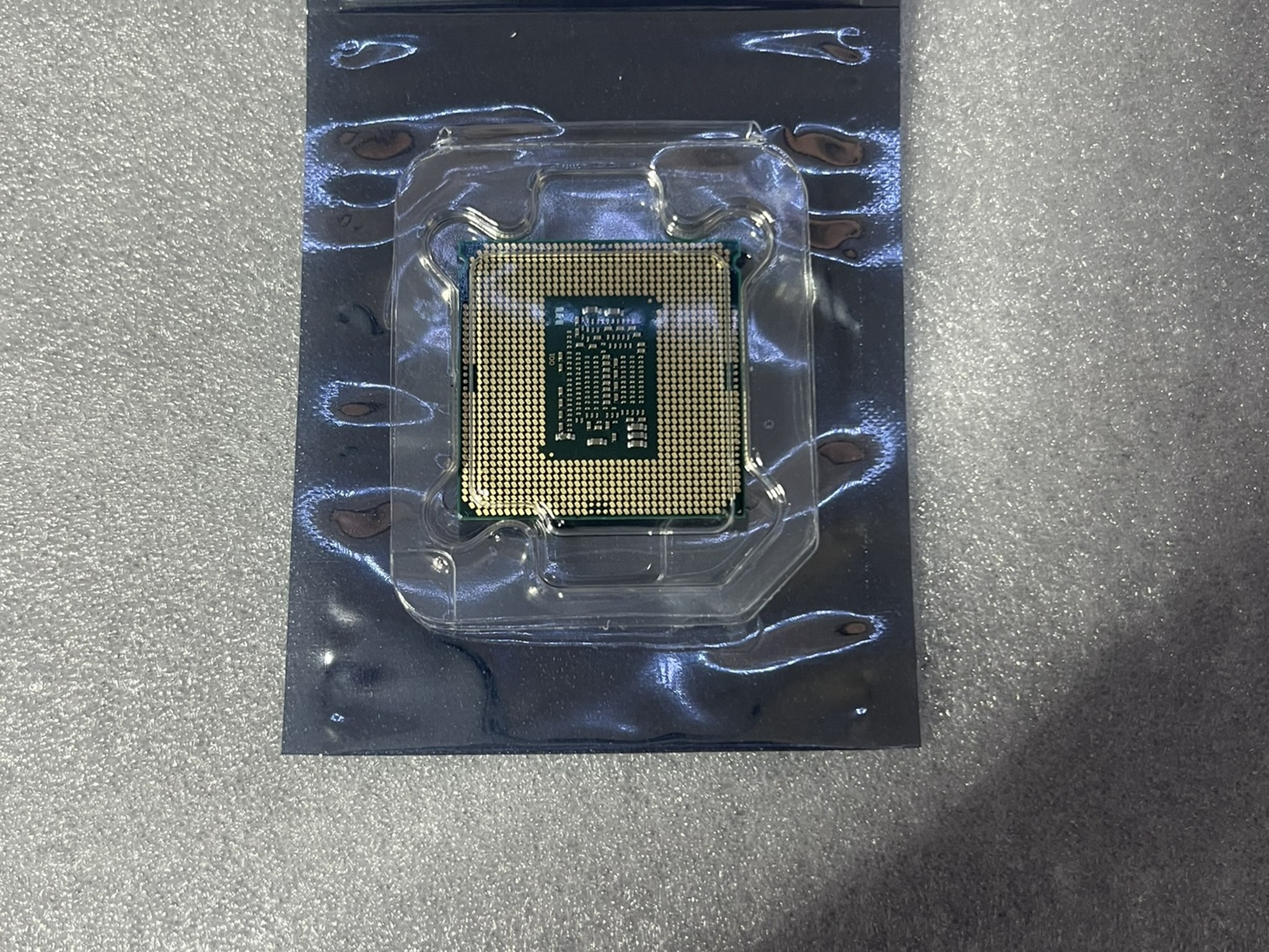 Intel i7 7700