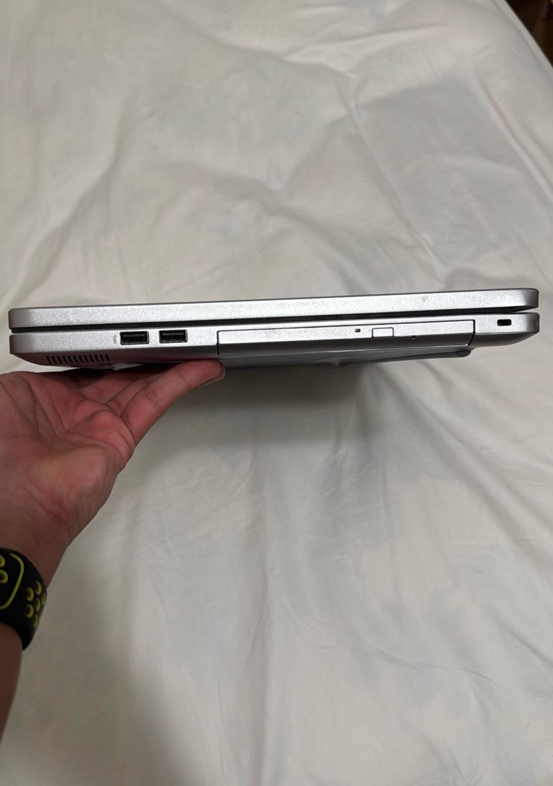 DELL Inspiron 17 700 Series 7737 (model P24E) *NO HARD DRIVE*