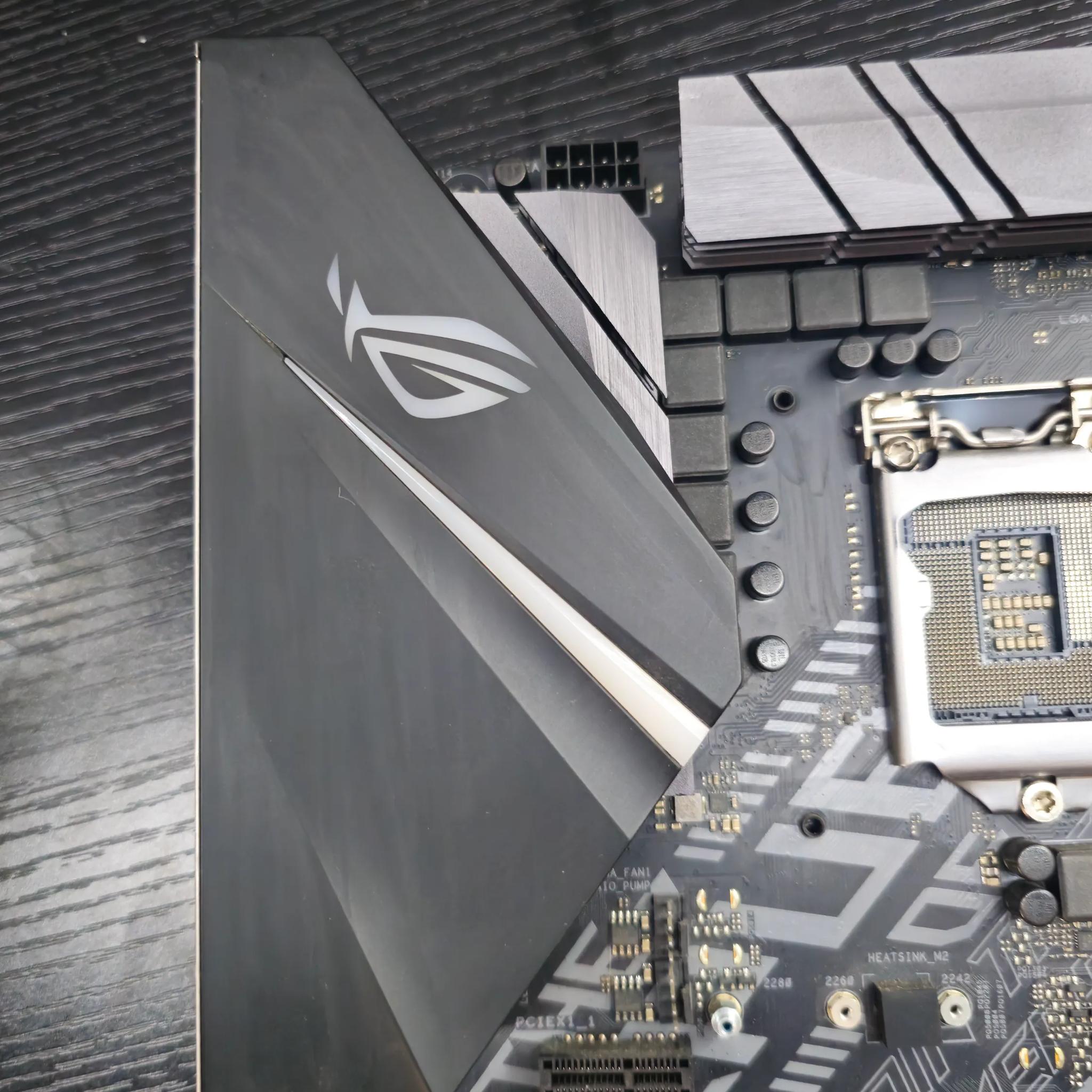 ASUS Rog Strix B360-F Gaming Motherboard