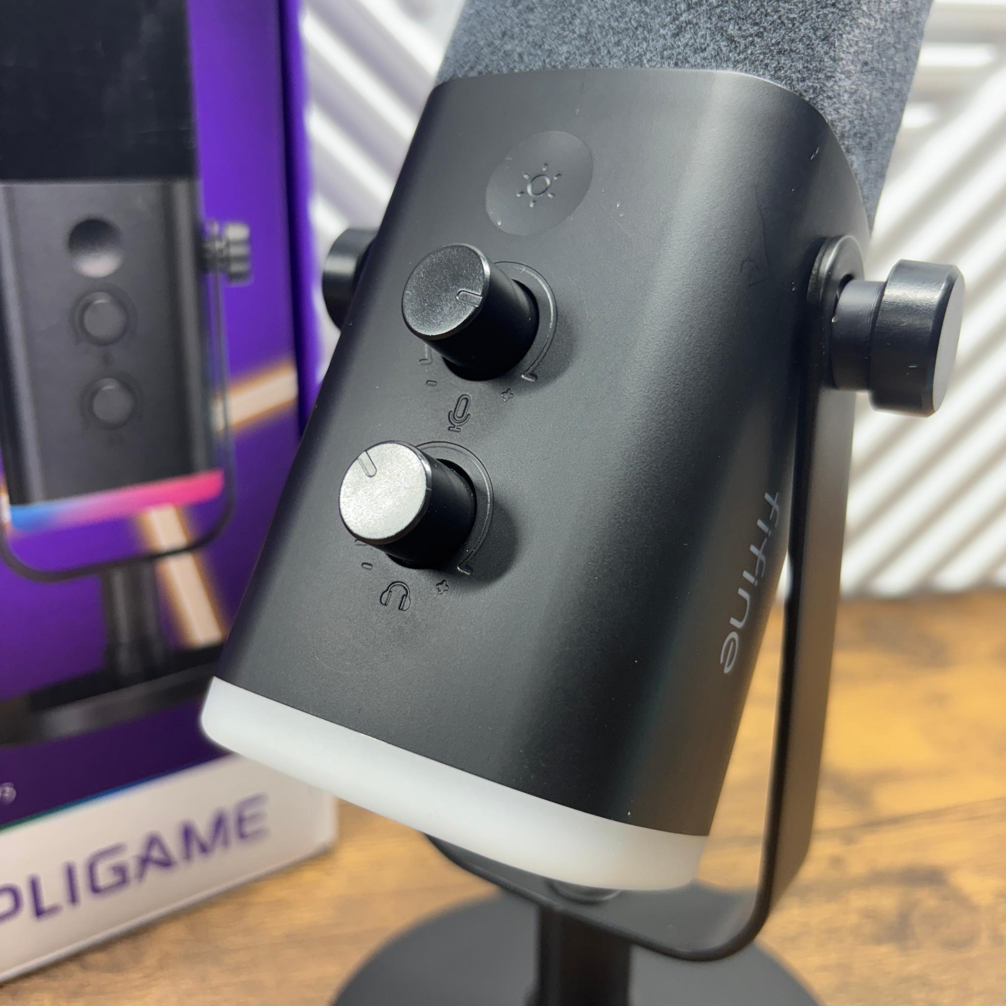 FIFINE AmpliGame AM8 USB/XLR Dynamic Gaming Microphone RGB – No USB Cable