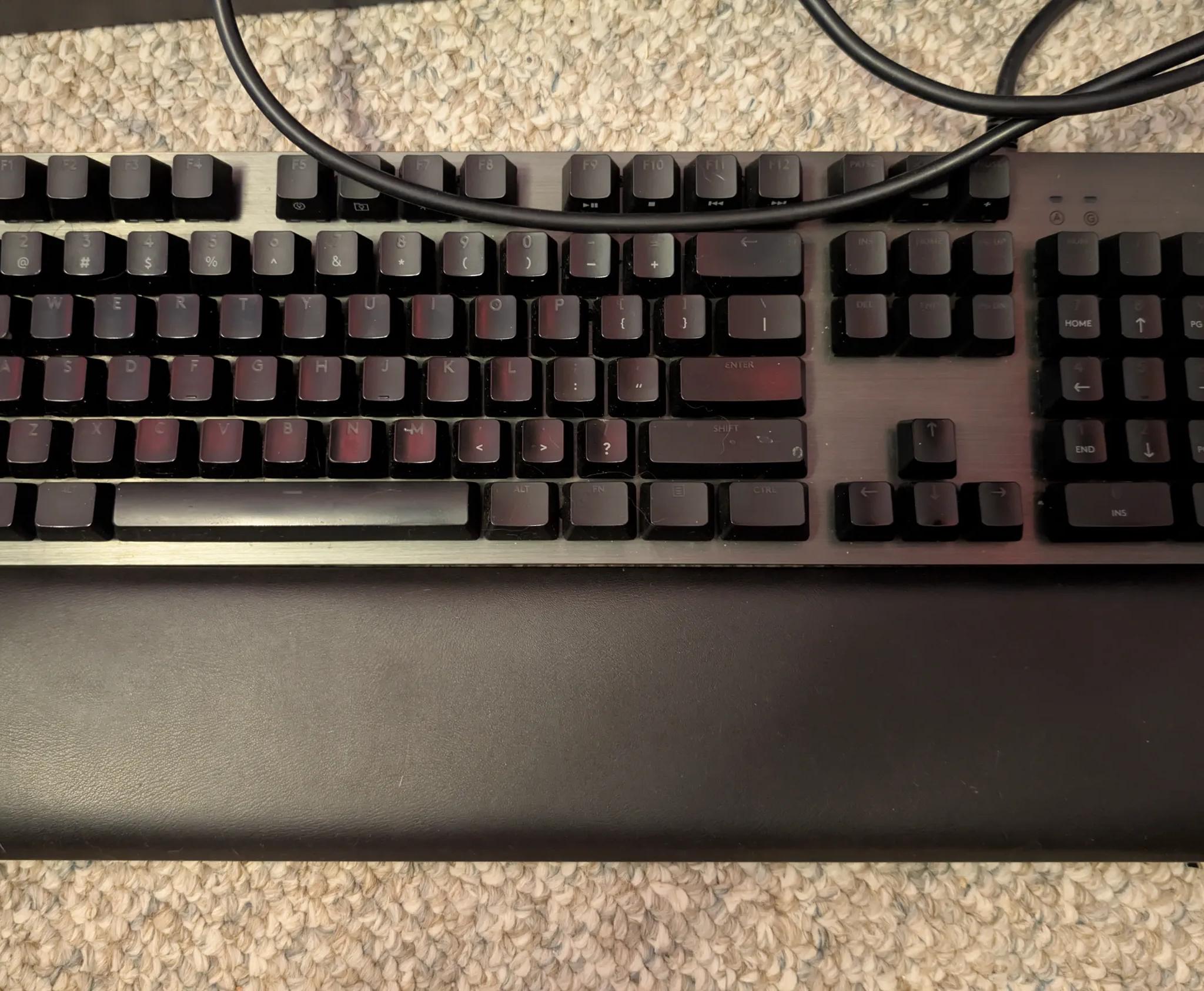 Logitech G513 Carbon (Brown Switches)