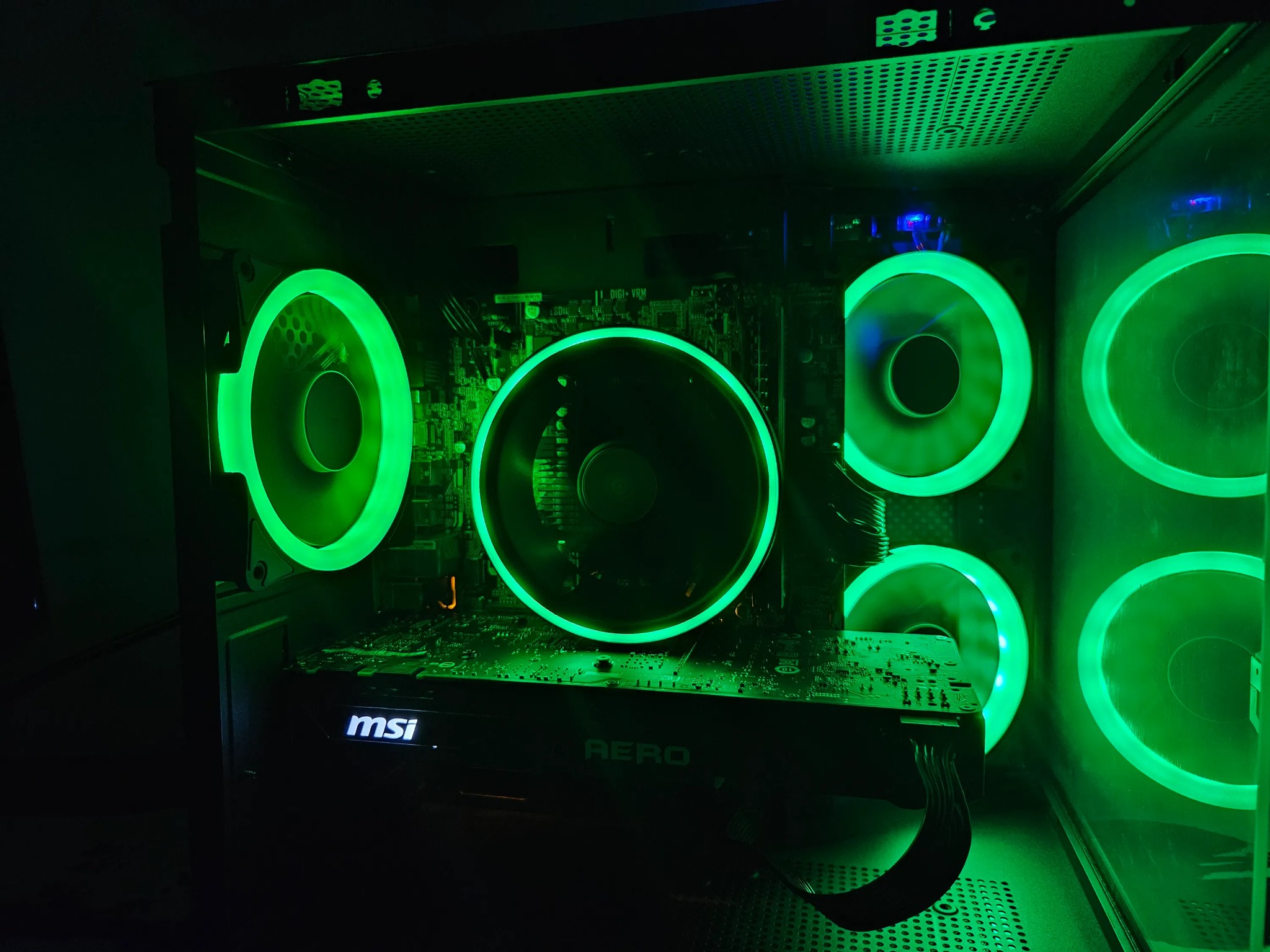 Budget Baller Ryzen 7 / 16GB DDR4 / 1TB SSD / GTX 1070 ti