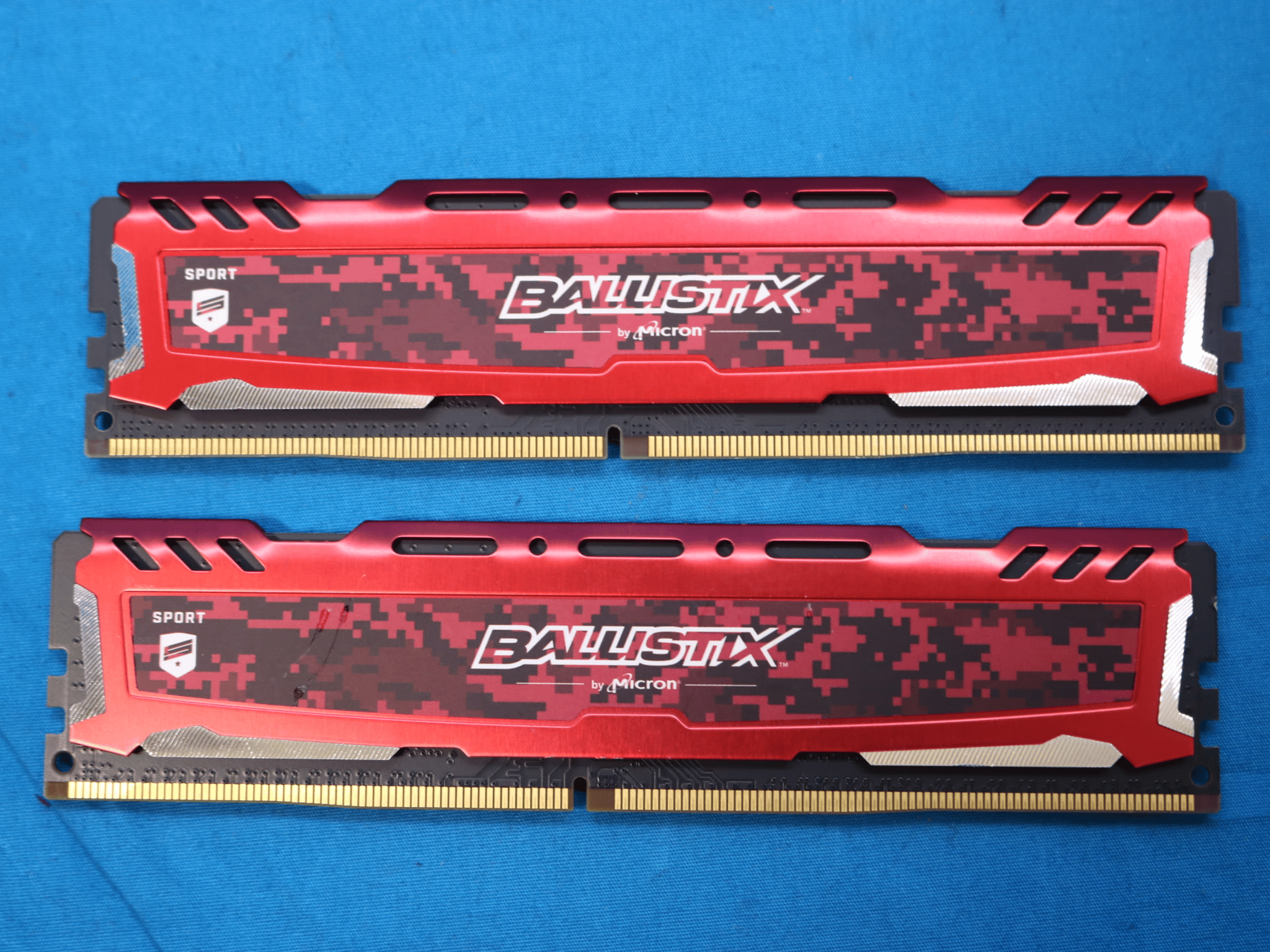 Crucial Ballistix 8GB (2x4GB) DDR4 2400MHz CL16 1.2V BLS4G4D240FSE.8FBD