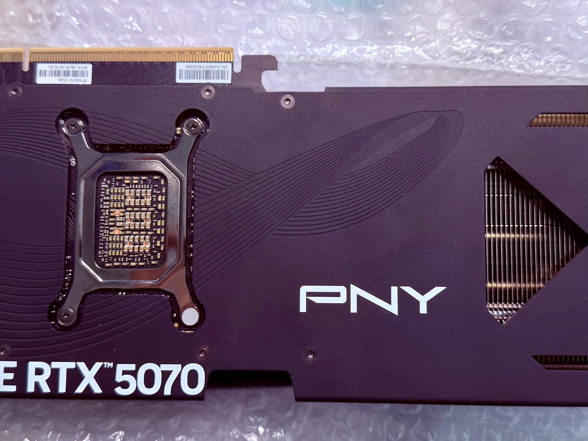 PNY GeForce RTX 5070 Overclocked Triple Fan - Image 3
