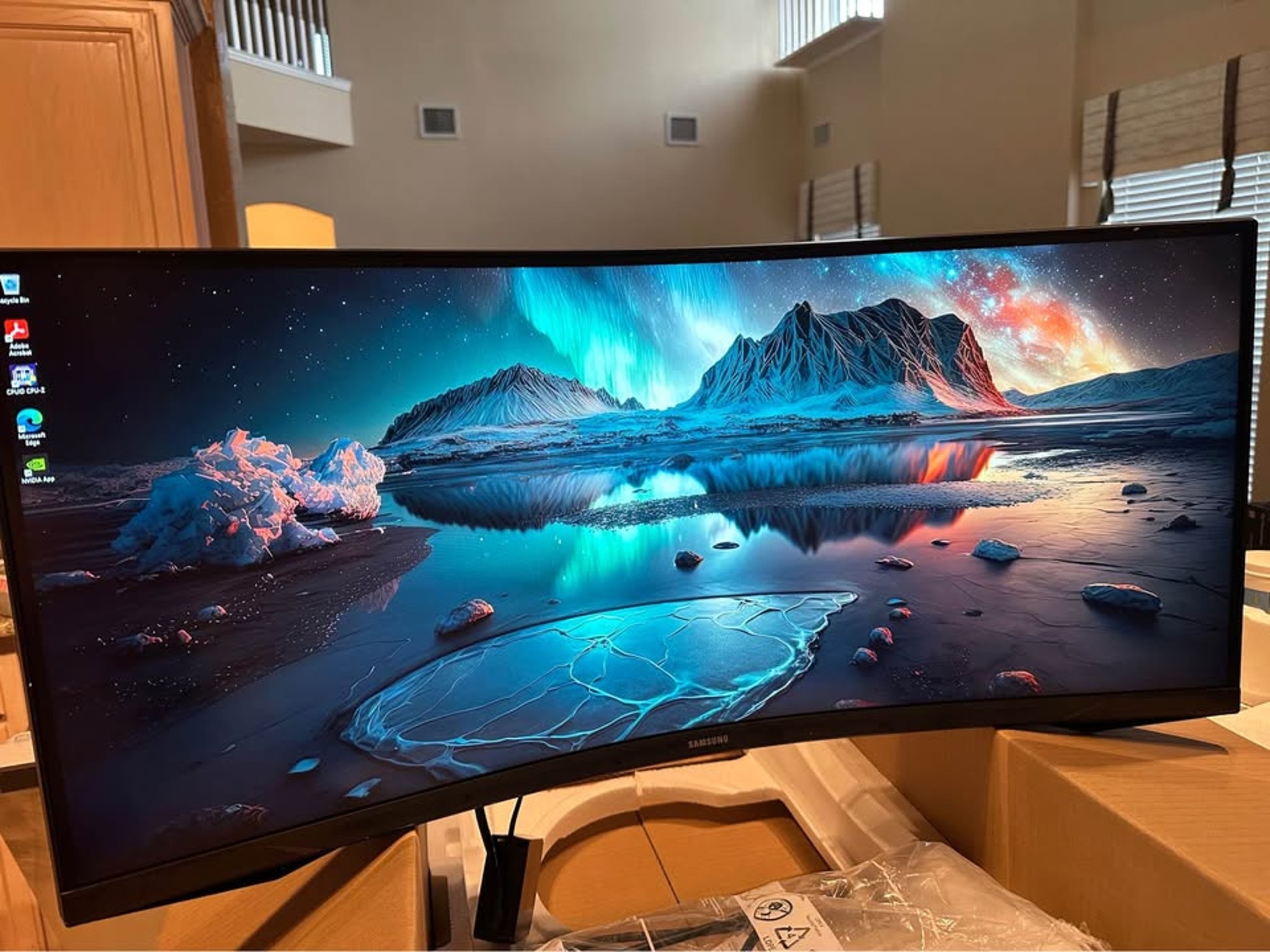 Samsung 34” Odyssey G5 1000R Curved 1ms 165Hz QHD 3440 x 1440 FreeSync Premium Gaming Monitor