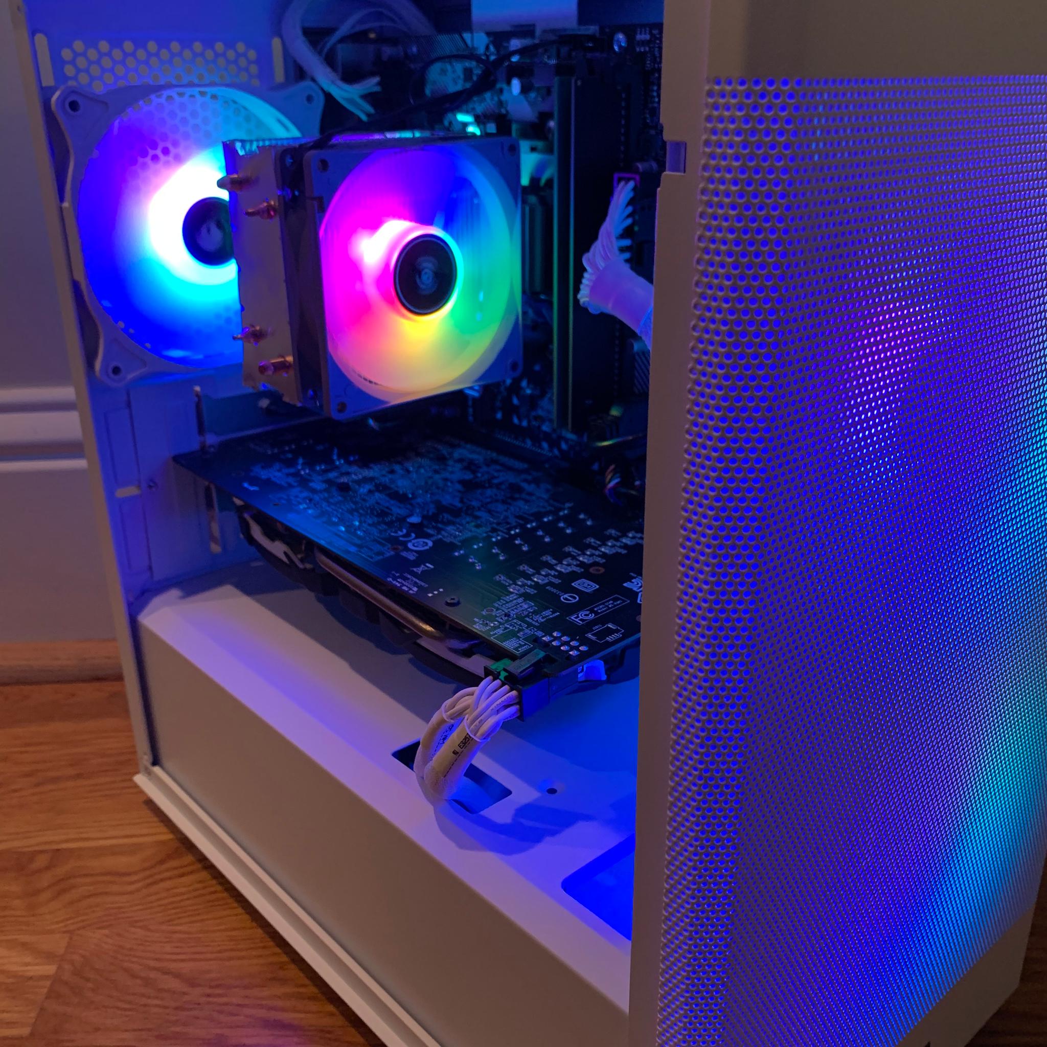 RYZEN 2300x RX 580 FORTNITE READY GAMING PC WHITE WiFi aRGB 16GB RAM 1000GB SSD WINDOWS 10