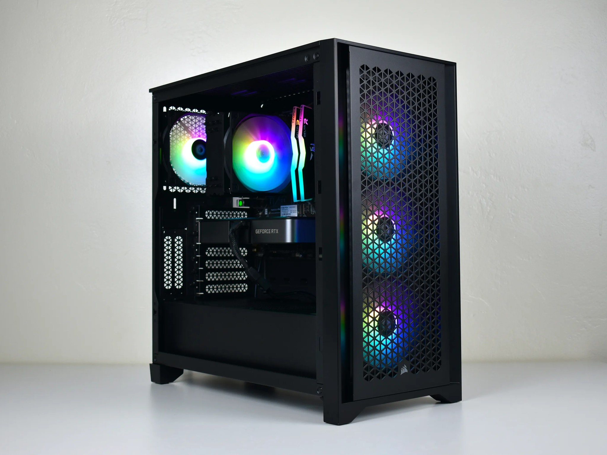 Forge Custom Gaming PC / RTX 3070 / Ryzen 5600 / Corsair 4000D Airflow / 1TB NVME / 32GB DDR4 / WiFi