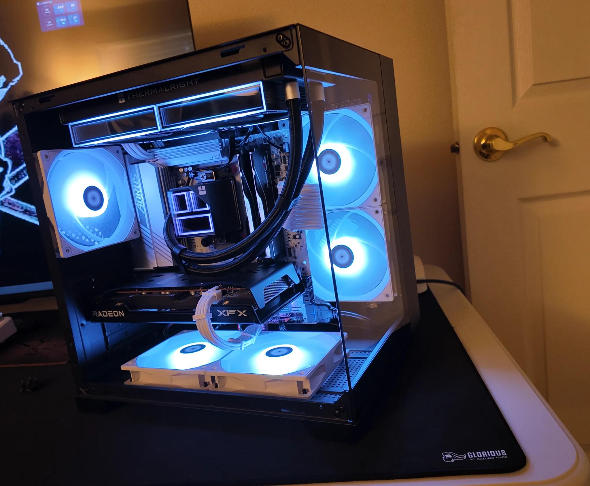 Micro ATX Gaming PC Ryzen 7 7800X3D XFX Radeon 7600 G.Skill 48gb 6400MT 1TB SSD