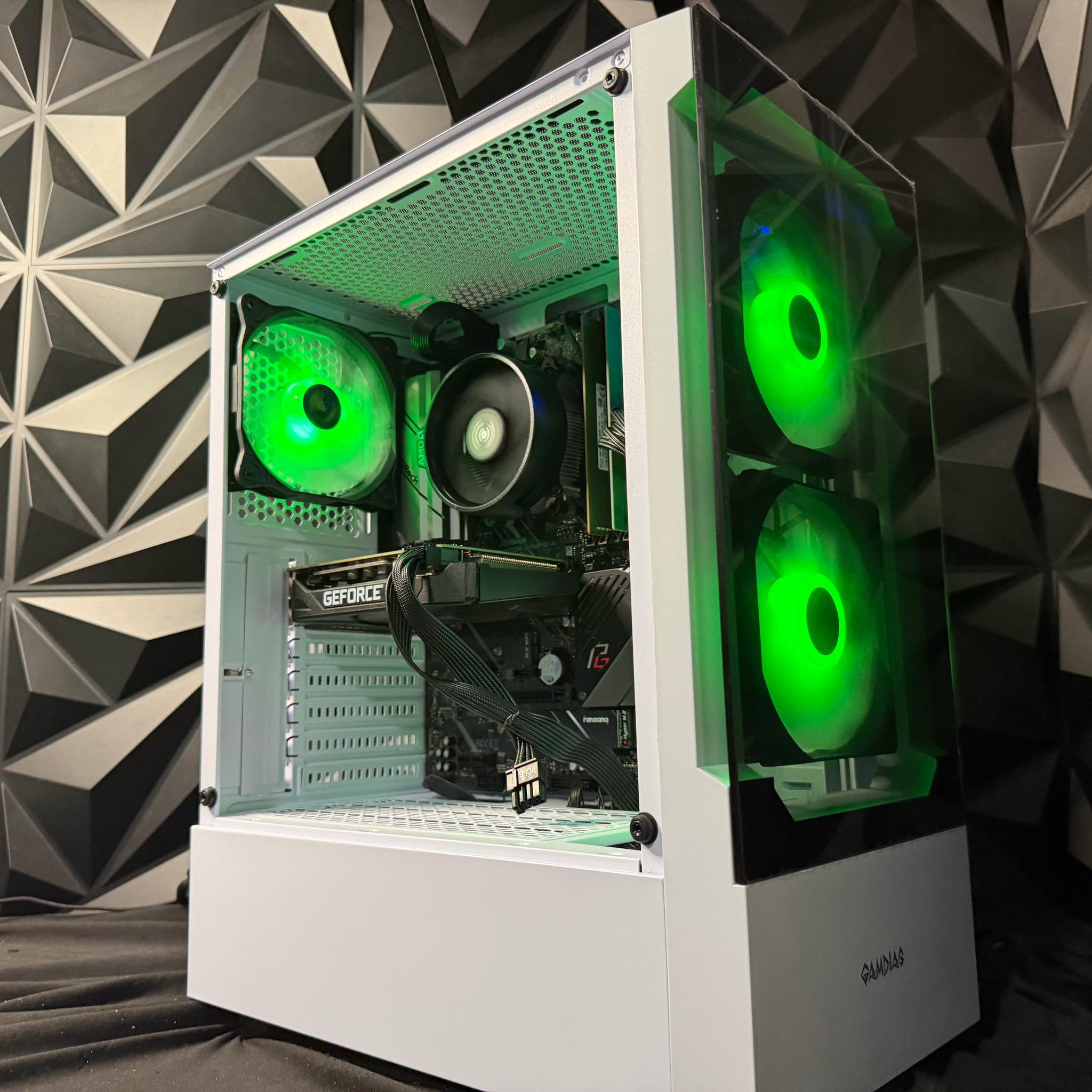 💸🎮 THE BUDGET BOOMER 🎮💸Ryzen 5 3600| GTX 1660 Super| 16 GB DDR4| 750 GB NVMe| 650W PSU