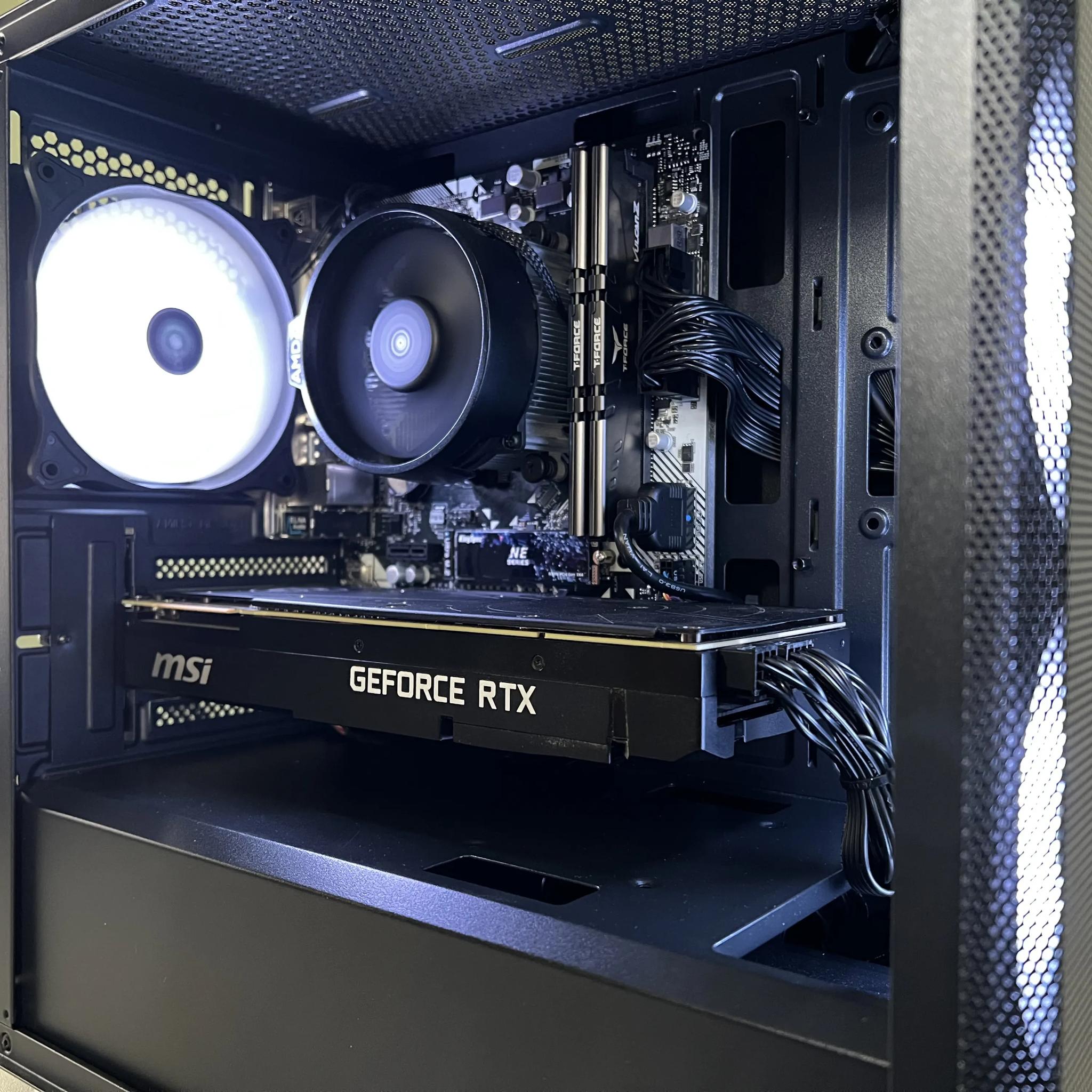 R5 3600X + RTX 2080 SUPER | 16GB DDR4 | 1TB NVMe