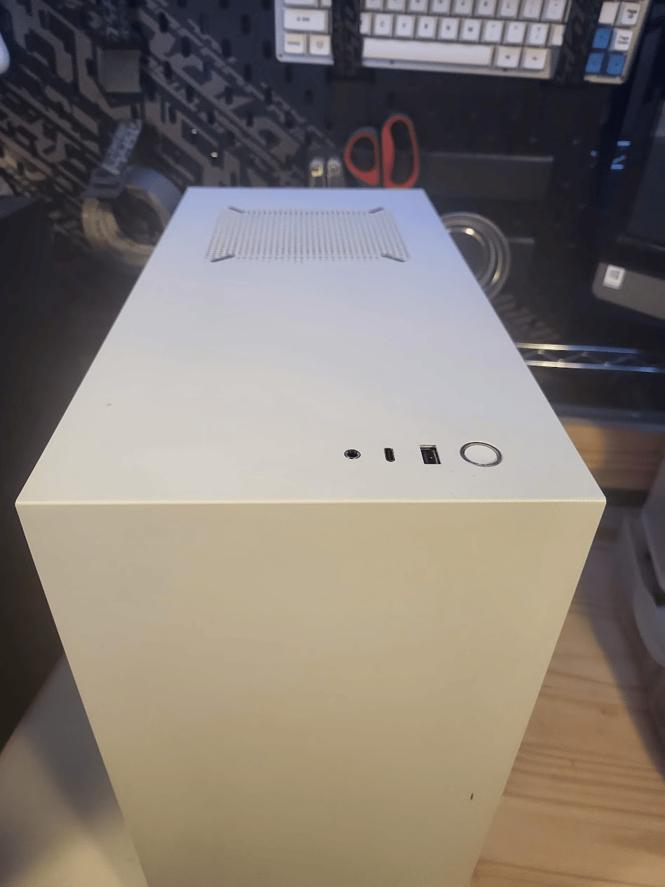 Snow Day | Ryzen 5 1600 AF, GTX 1060, 16 gb RAM, 500 gb SSD, b450, NZXT H510