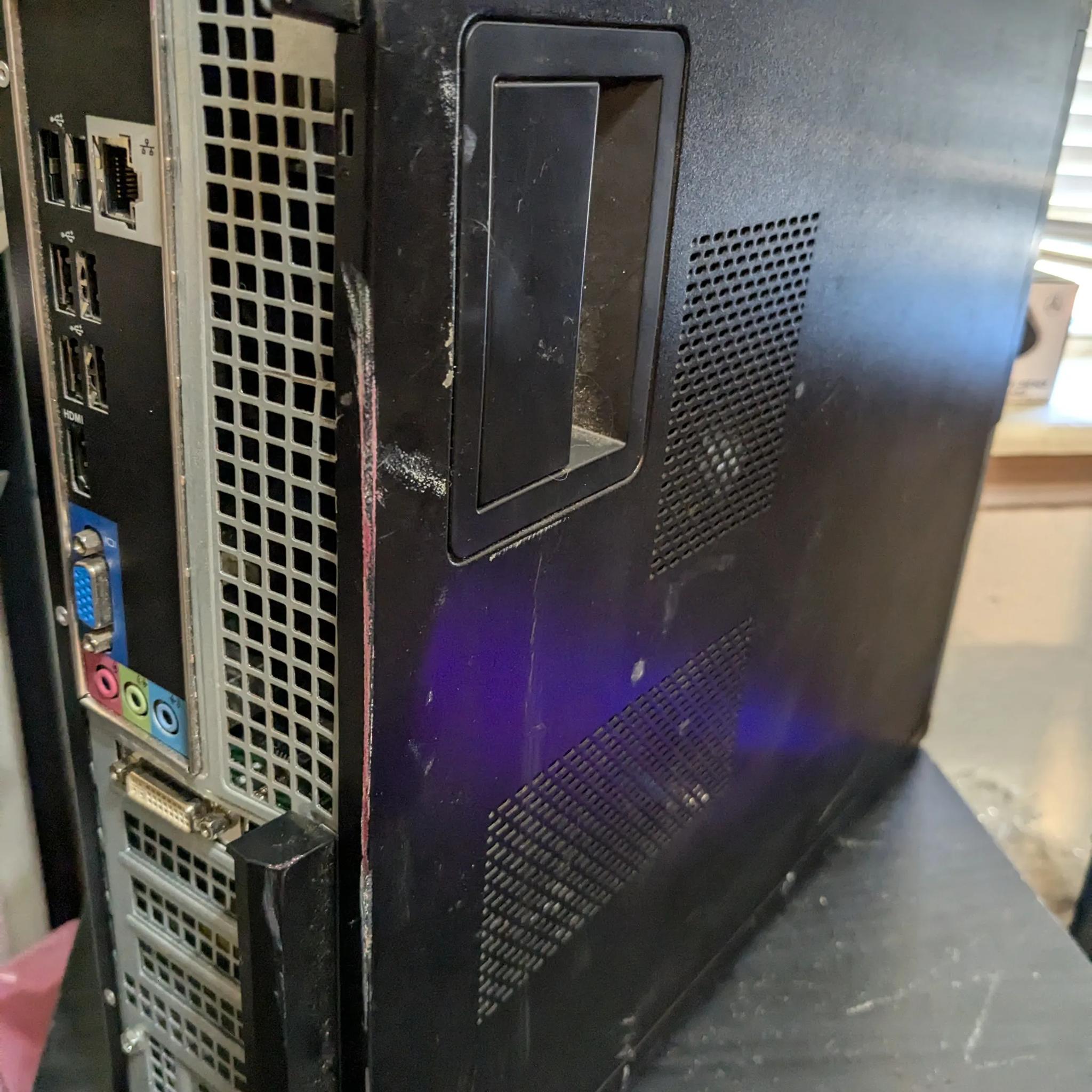 Scratch and Dent | 60 FPS Fortnite | Xeon E3 (Similar to i7-2600S), 16GB RAM, 256GB SSD, Win10, WiFi