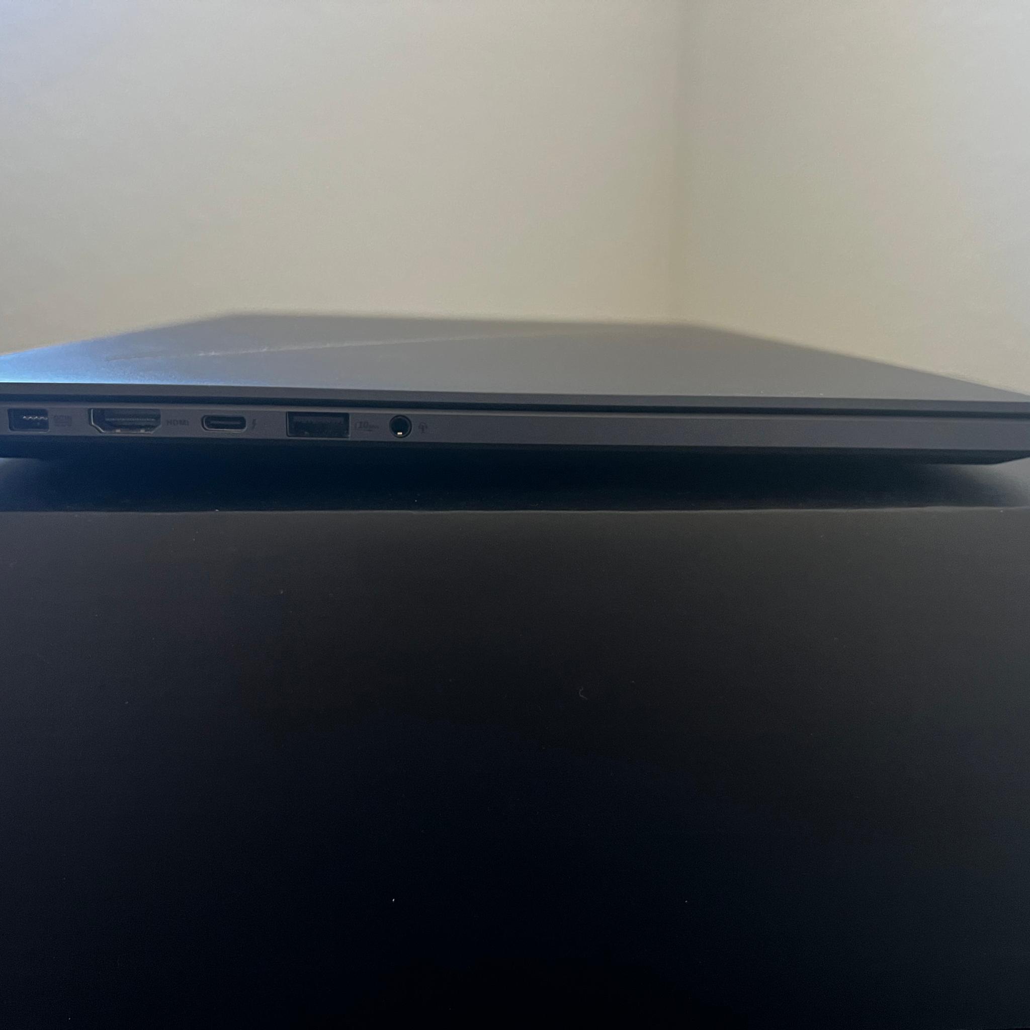 ASUS ROG Zephyrus G16 OLED RTX 5070 Ti 12GB | Intel Core Ultra 9 285H | 32GB RAM | 1TB SSD | 240Hz