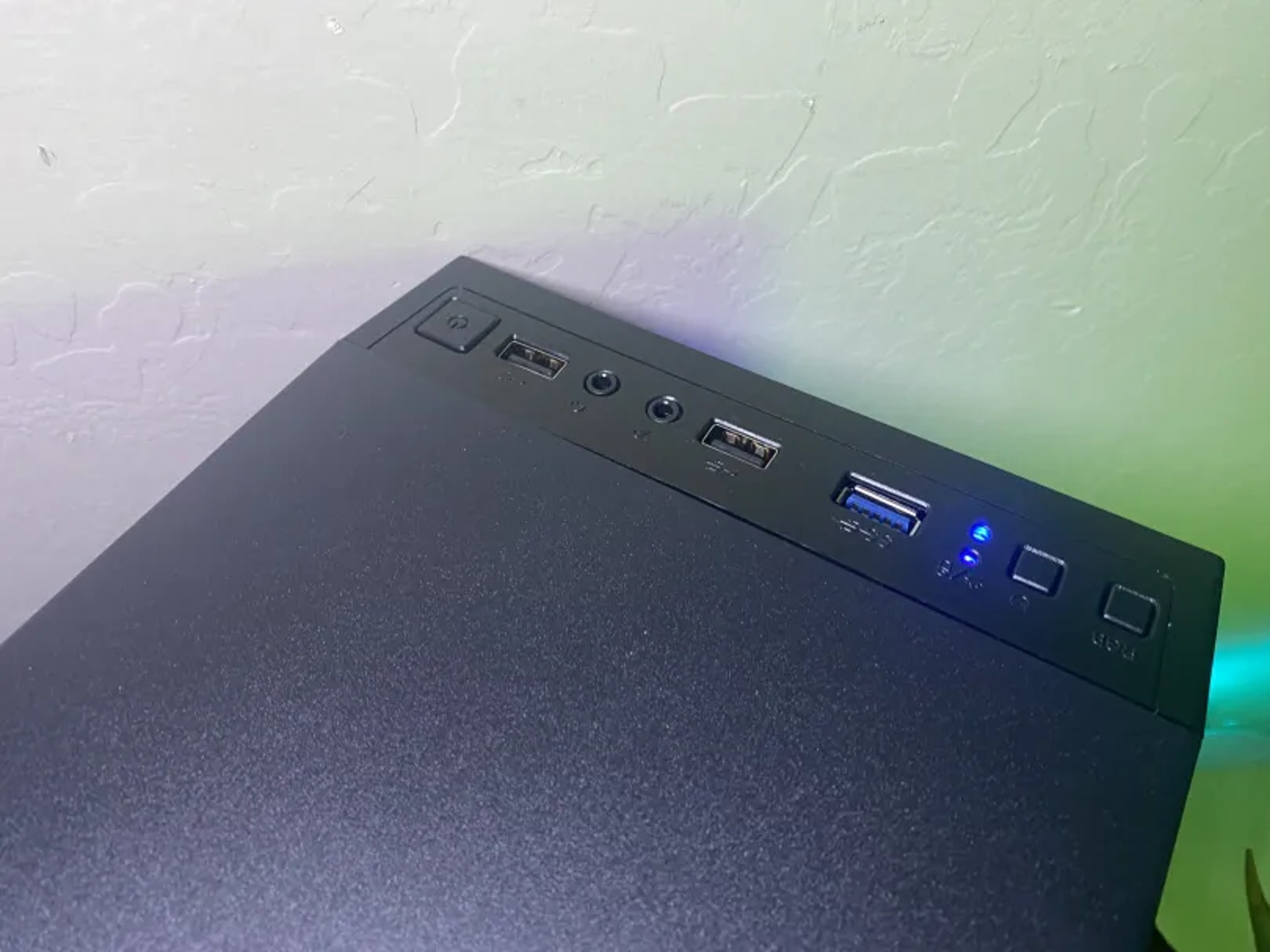 ⭐Custom RGB Gaming PC ⭐ | Super Inexpensive | Minecraft, Fortnite, Roblox, and More!