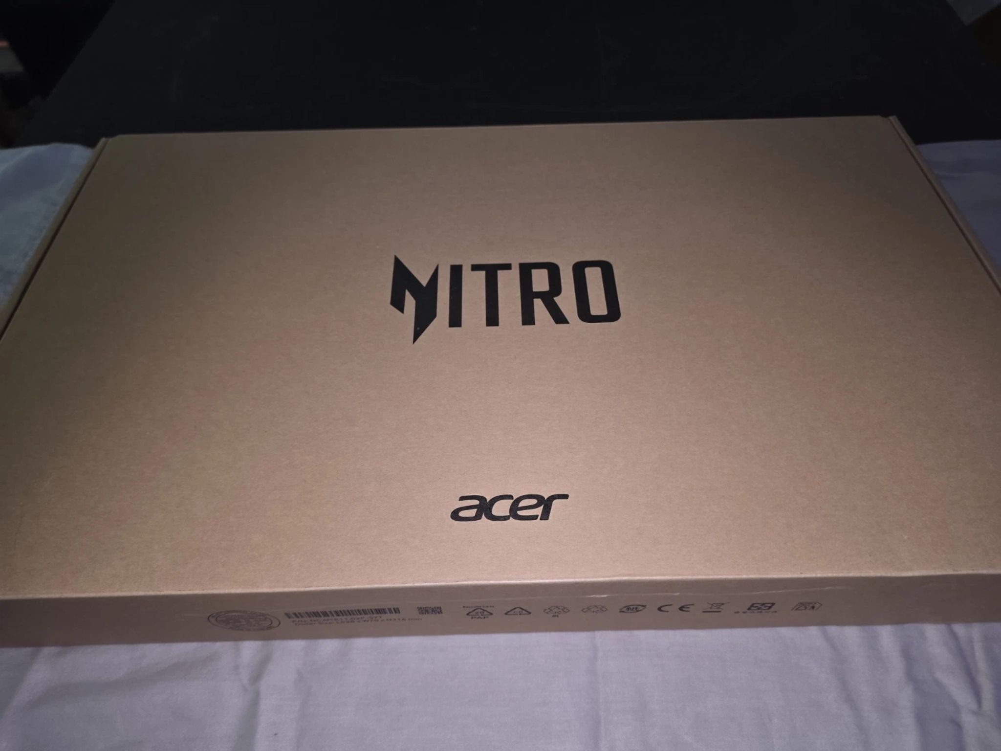 Acer Nitro V 16S AI Gaming Laptop AMD Ryzen 7 260, 16GB RAM, 1TB, RTX 5070 8gb