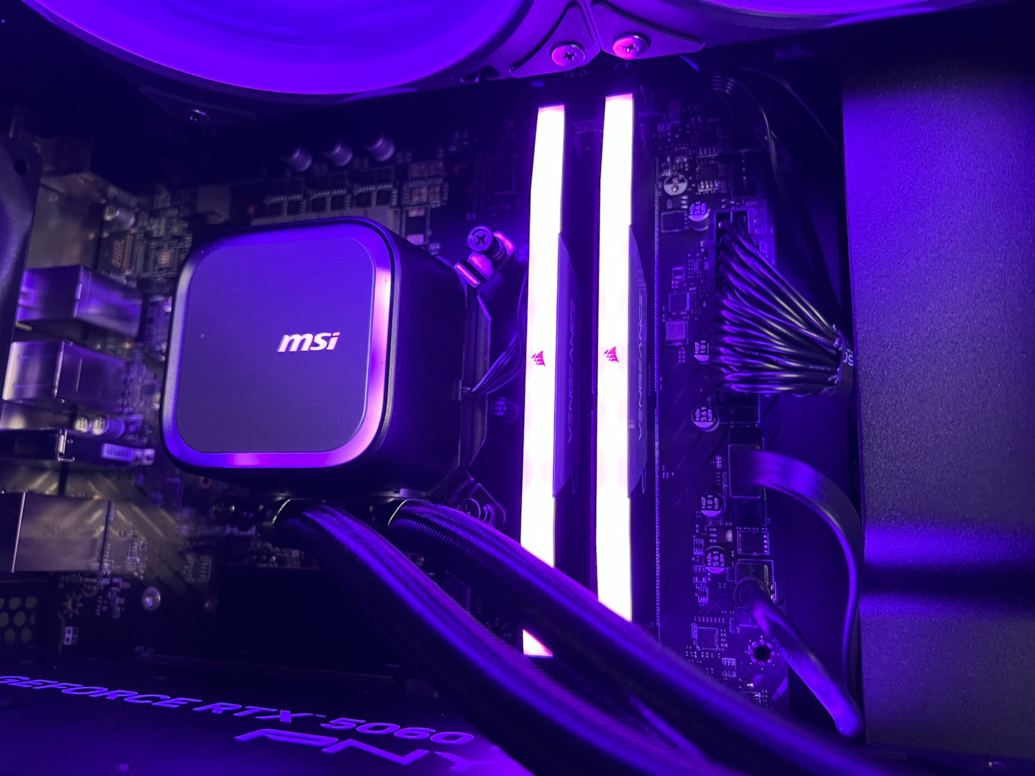 RTX 5060 Ti | i5-12600KF| 32GB DDR5-6400 | 1TB NVMe | 850W Gold PSU