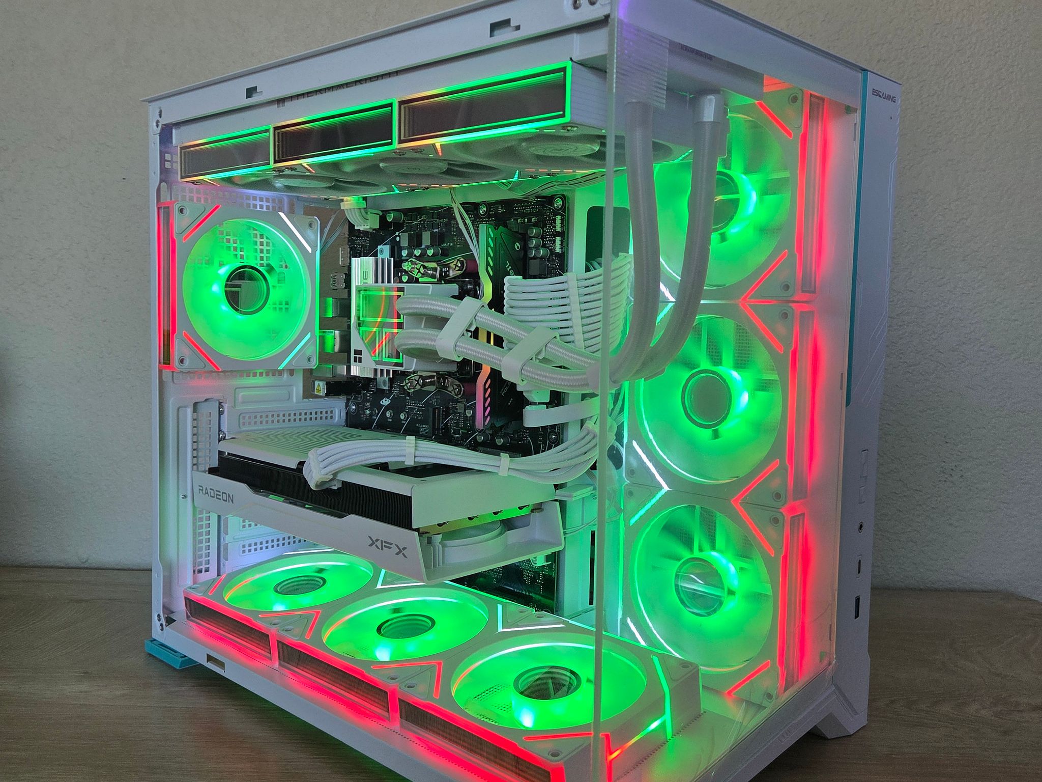 🪞❄️ Mirror Frost | RX 9060 XT White Edition | Ryzen 5 7600 | 360mm AIO | DDR5 Gaming PC ❄️🪞/F/