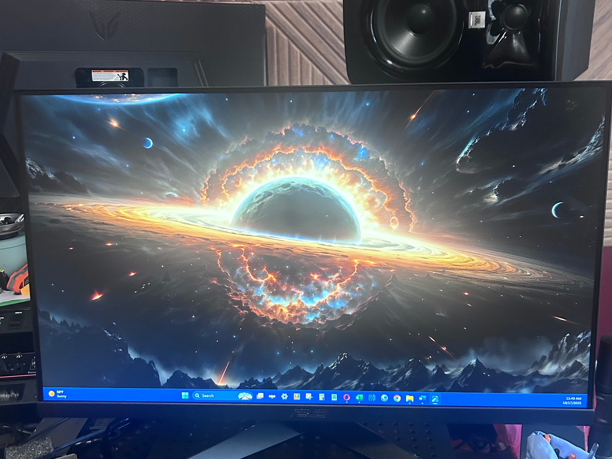 ASUS 27” (120hz) Computer Monitor (VY279HGR)