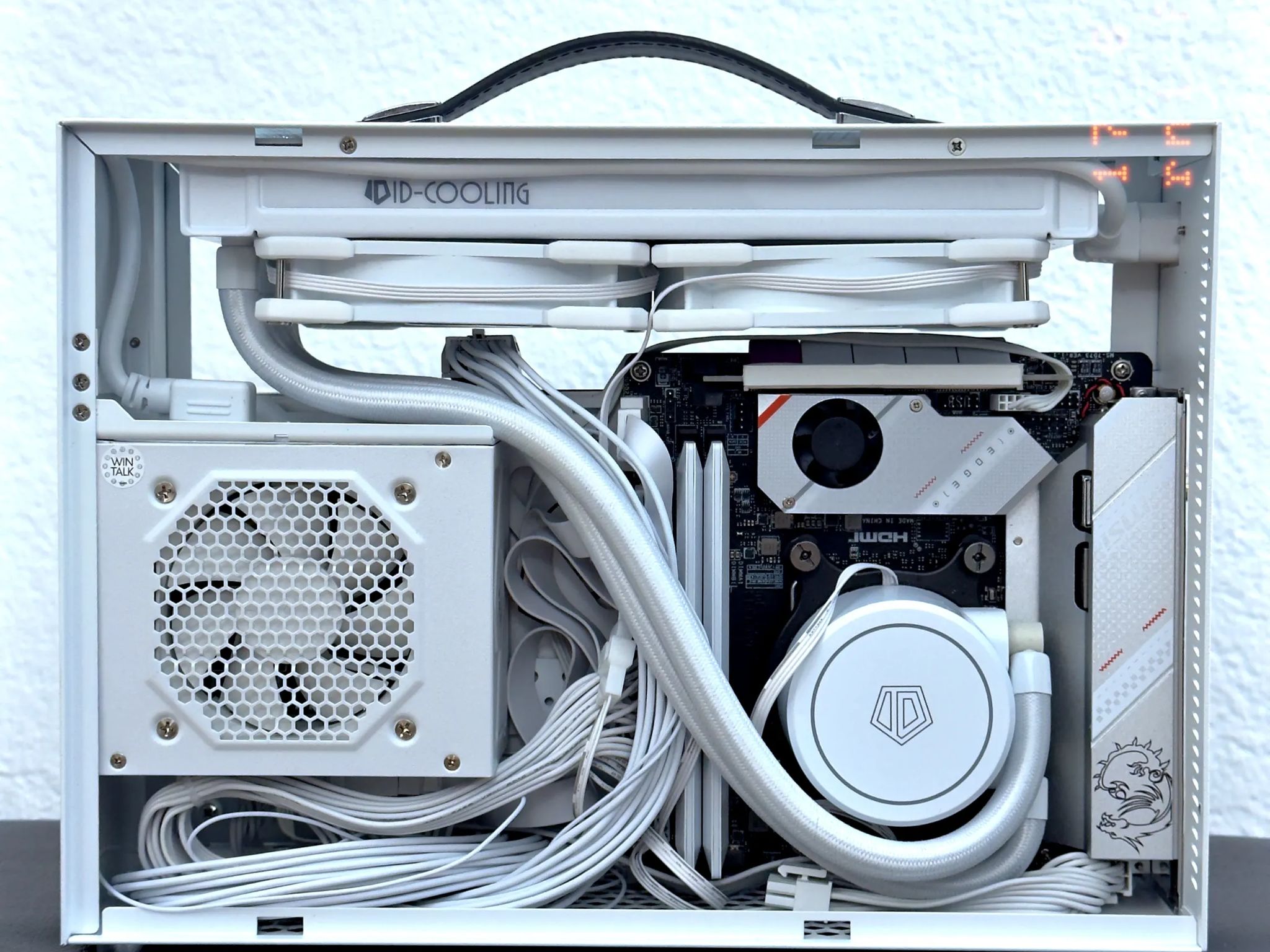 Mini-ITX Gaming Rig w/ Ryzen 7 7800X3D + 4080 SUPER