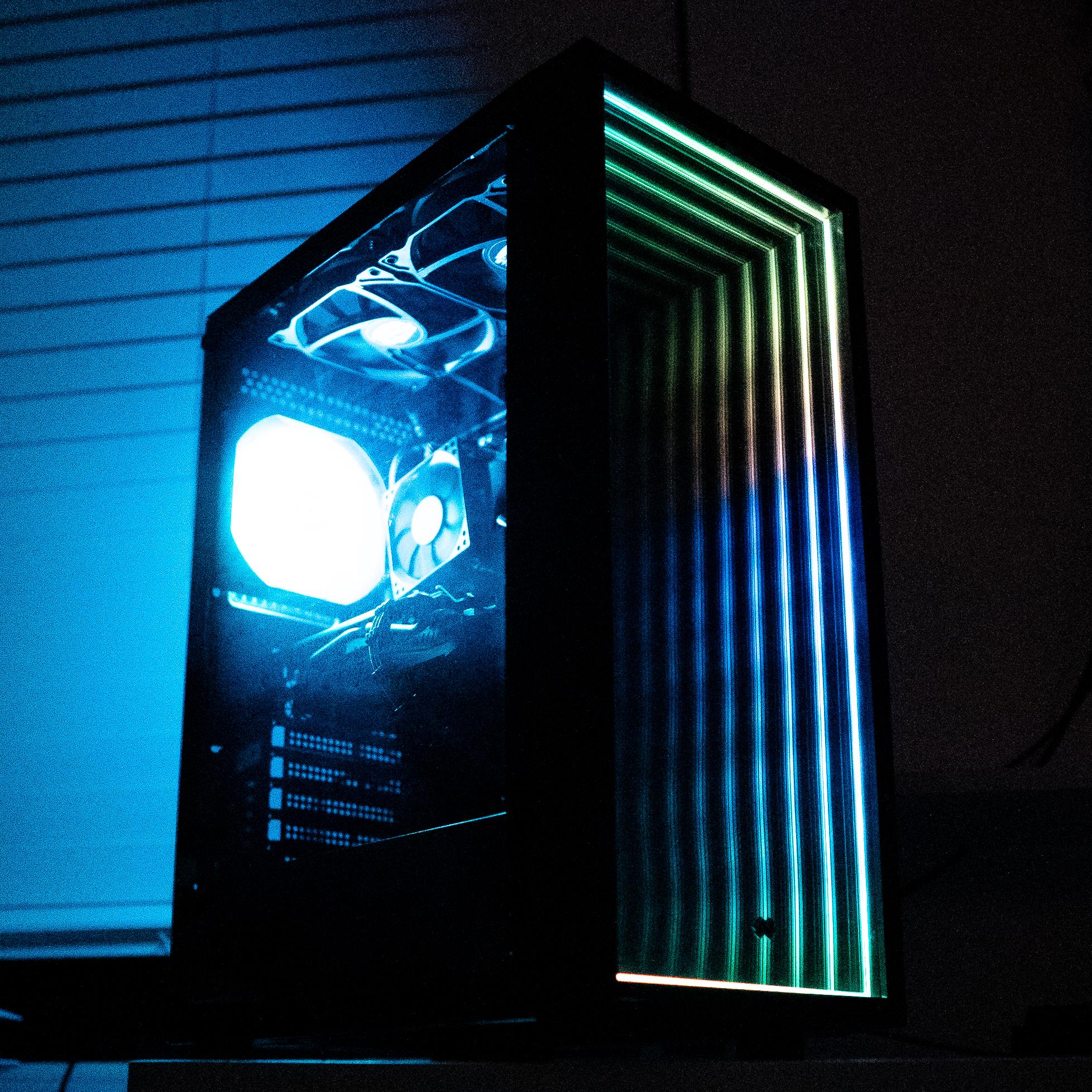 ⚫🔴 | RX 580 | INTEL i5 4670 | 12GB DDR3 RAM | 240GB SSD + 320GB HDD | Scarlet Dagger 2.0
