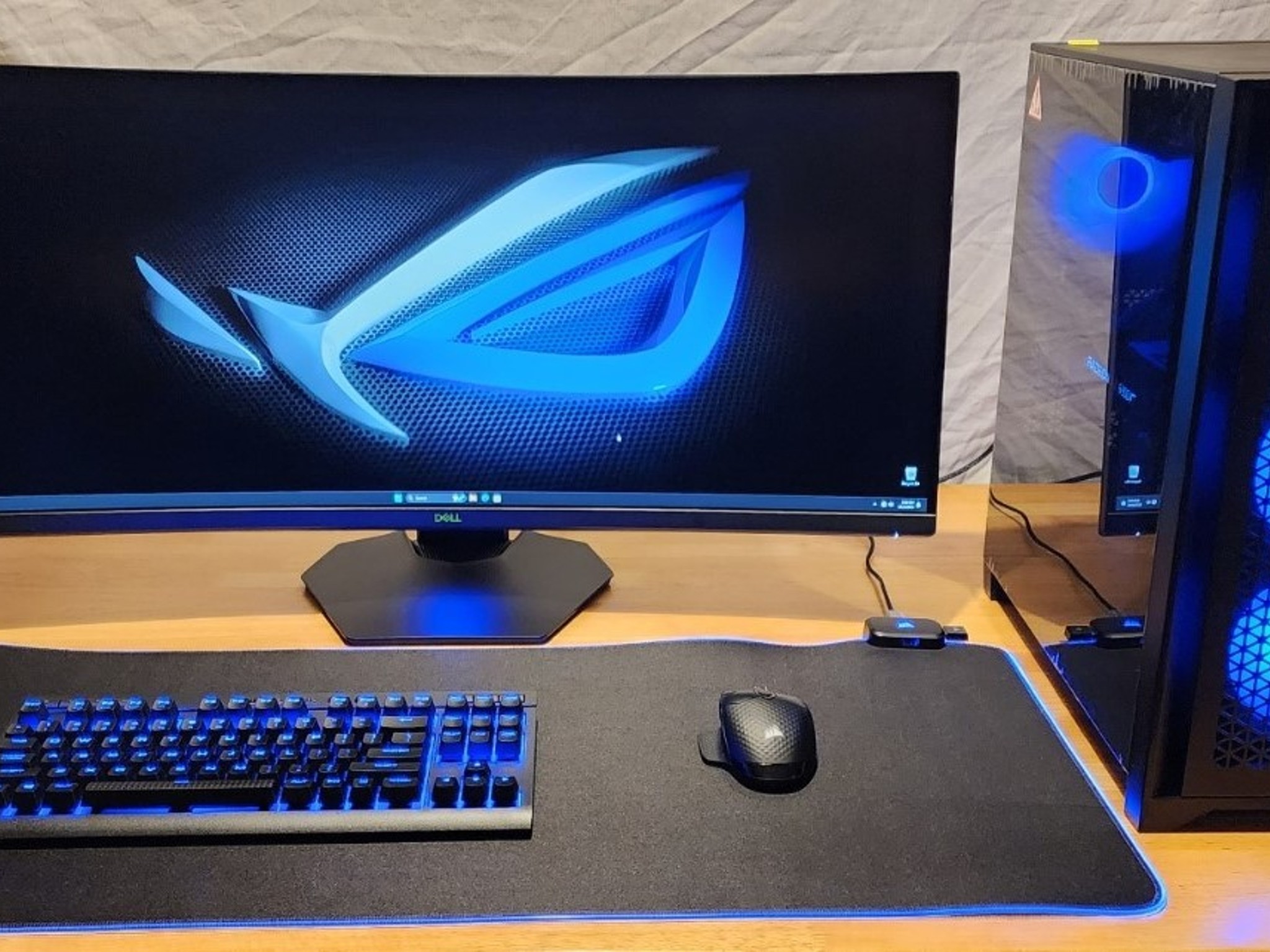 Complete Corsair Liquid Cooled 1440P/4K Gaming Setup - READ DESCRIPTION!!!