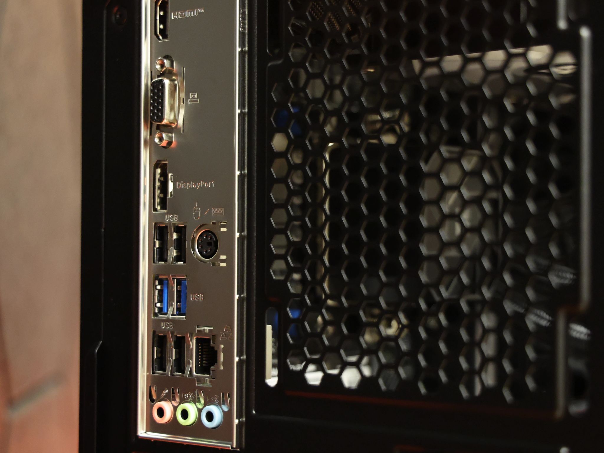 🐍 Basilisk 🐍 AMD RX 5600XT / Intel Core i5-12400F / 1TB NVME / 16GB DDR4 RAM / 240 AIO / W11 Pro