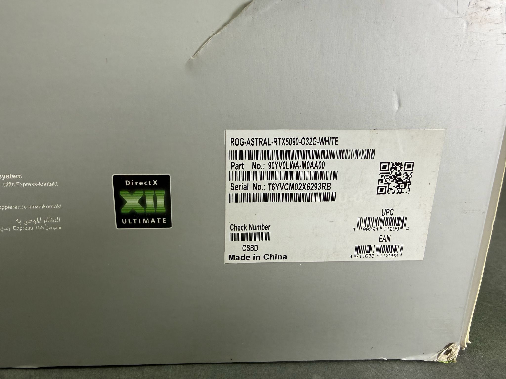 ASUS ROG Astral GeForce RTX 5090 32GB GDDR7 OC Edition White
