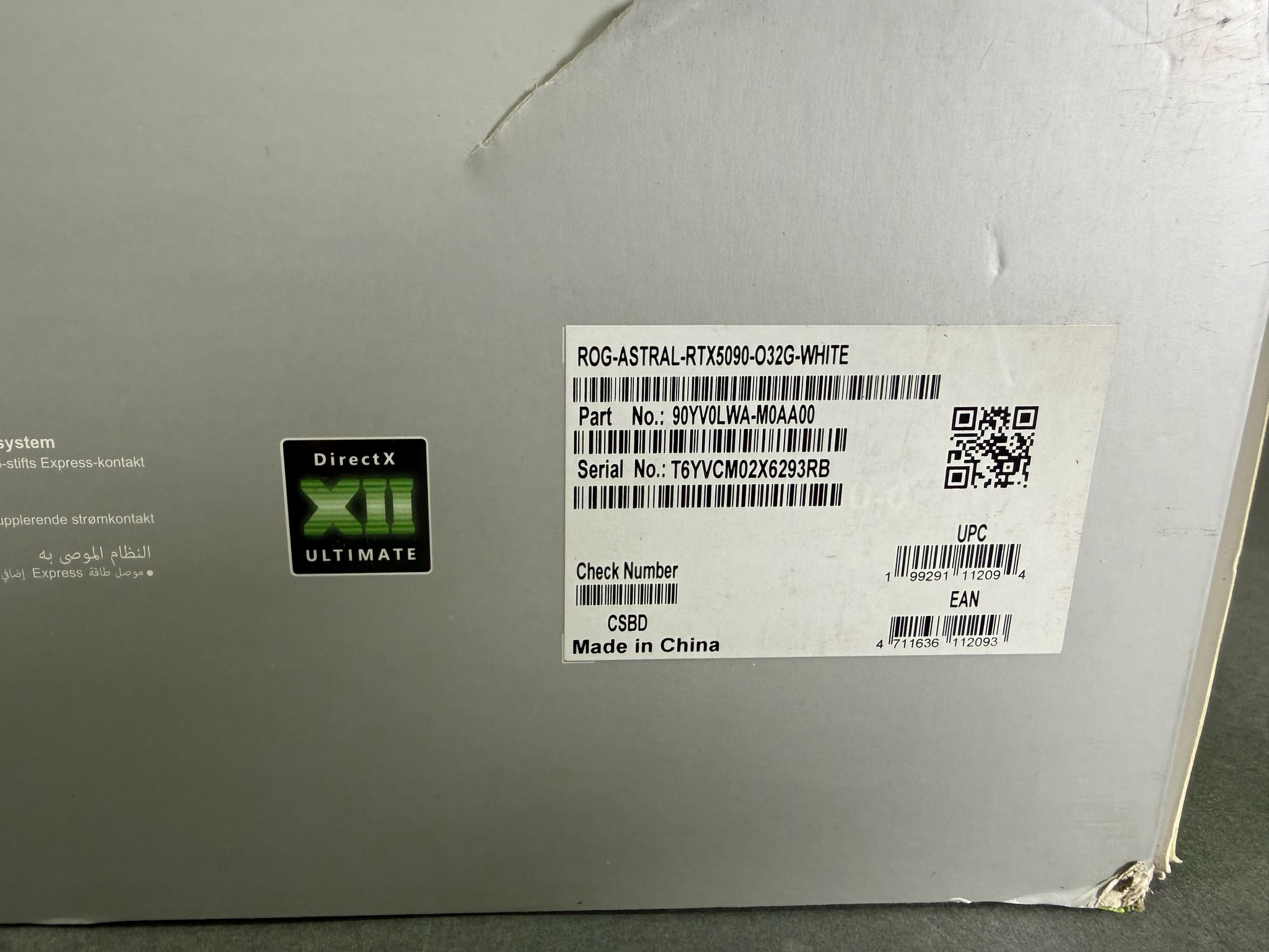 ASUS ROG Astral GeForce RTX 5090 32GB GDDR7 OC Edition White