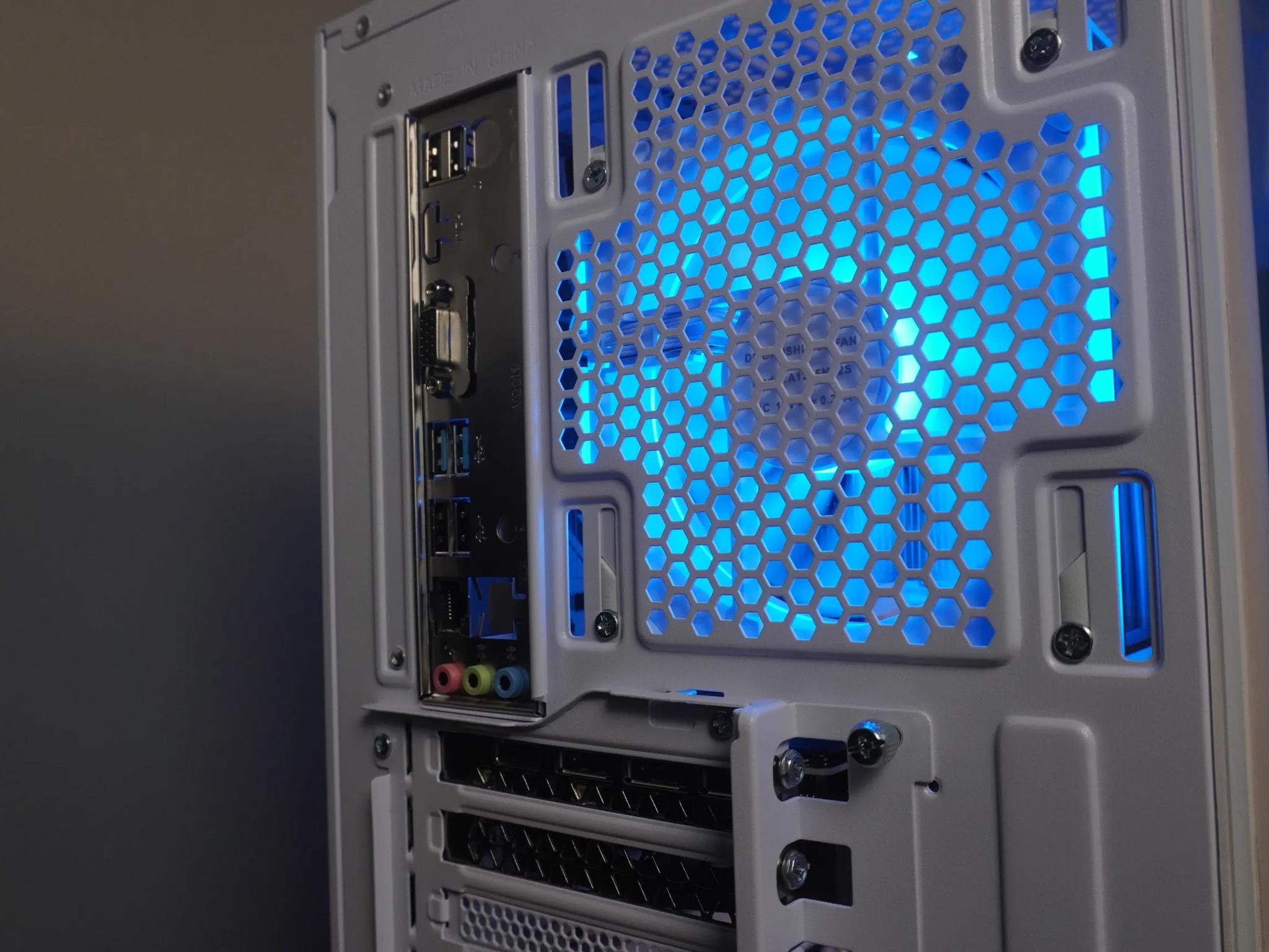 🤍 ARCTIC BEAST 🤍 1440p/1080p GAMING MACHINE 💚RTX 3060 12GB 🧡 Ryzen 5 5600 | 32GB | WIFI