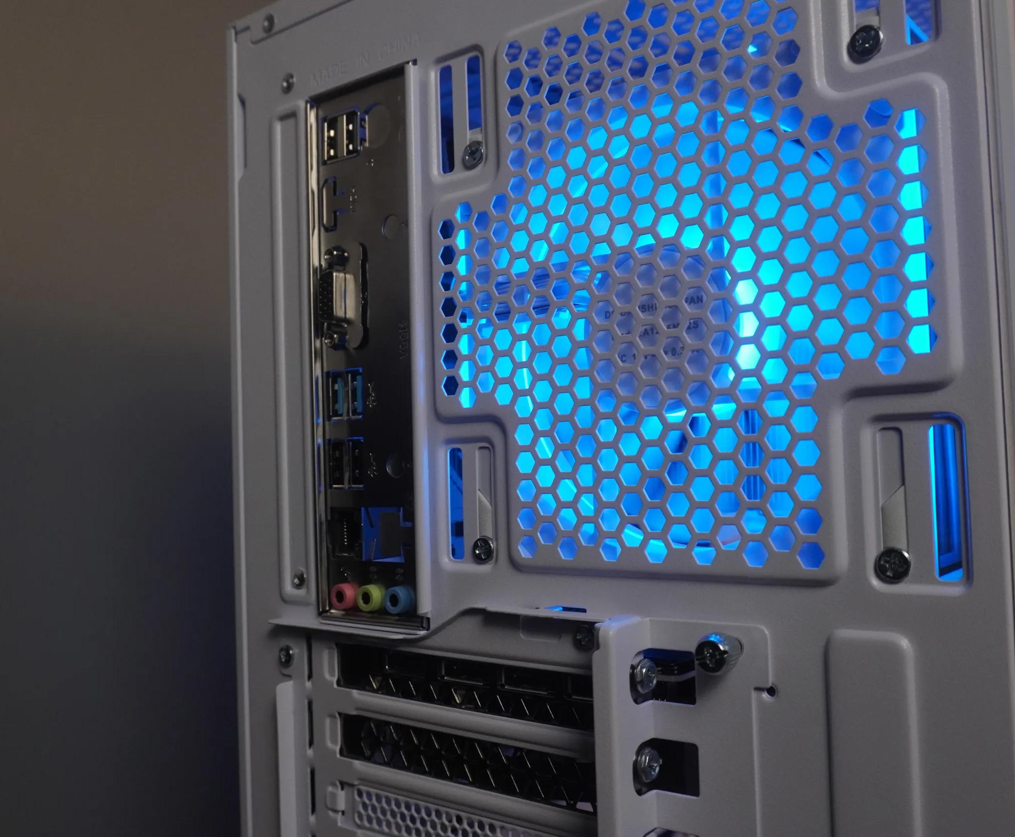 🤍 ARCTIC BEAST 🤍 1440p/1080p GAMING MACHINE 💚RTX 3060 12GB 🧡 Ryzen 5 5600 | 32GB | WIFI