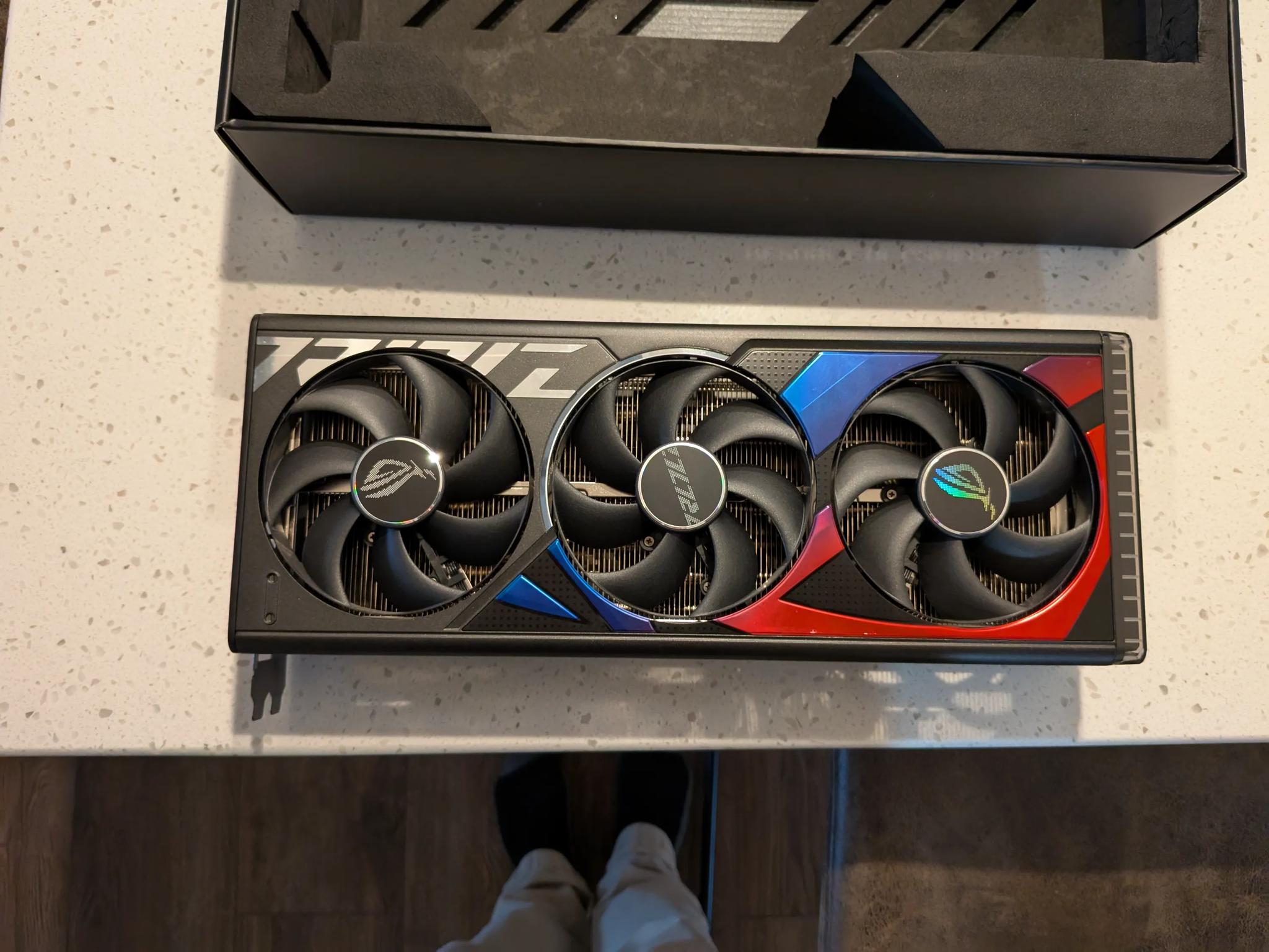 ROG Strix GeForce RTX™ 4090 OC Edition 24GB GDDR6X