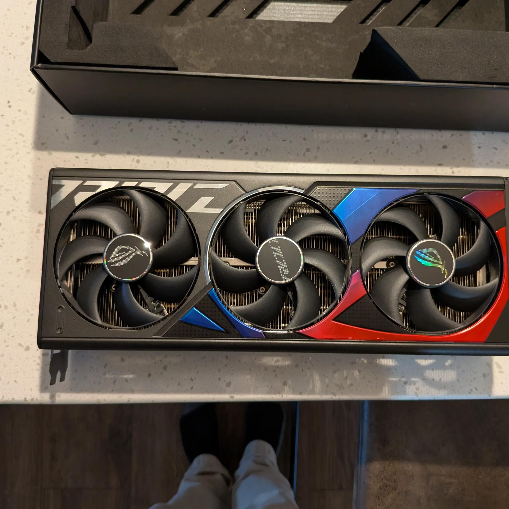 ROG Strix GeForce RTX™ 4090 OC Edition 24GB GDDR6X